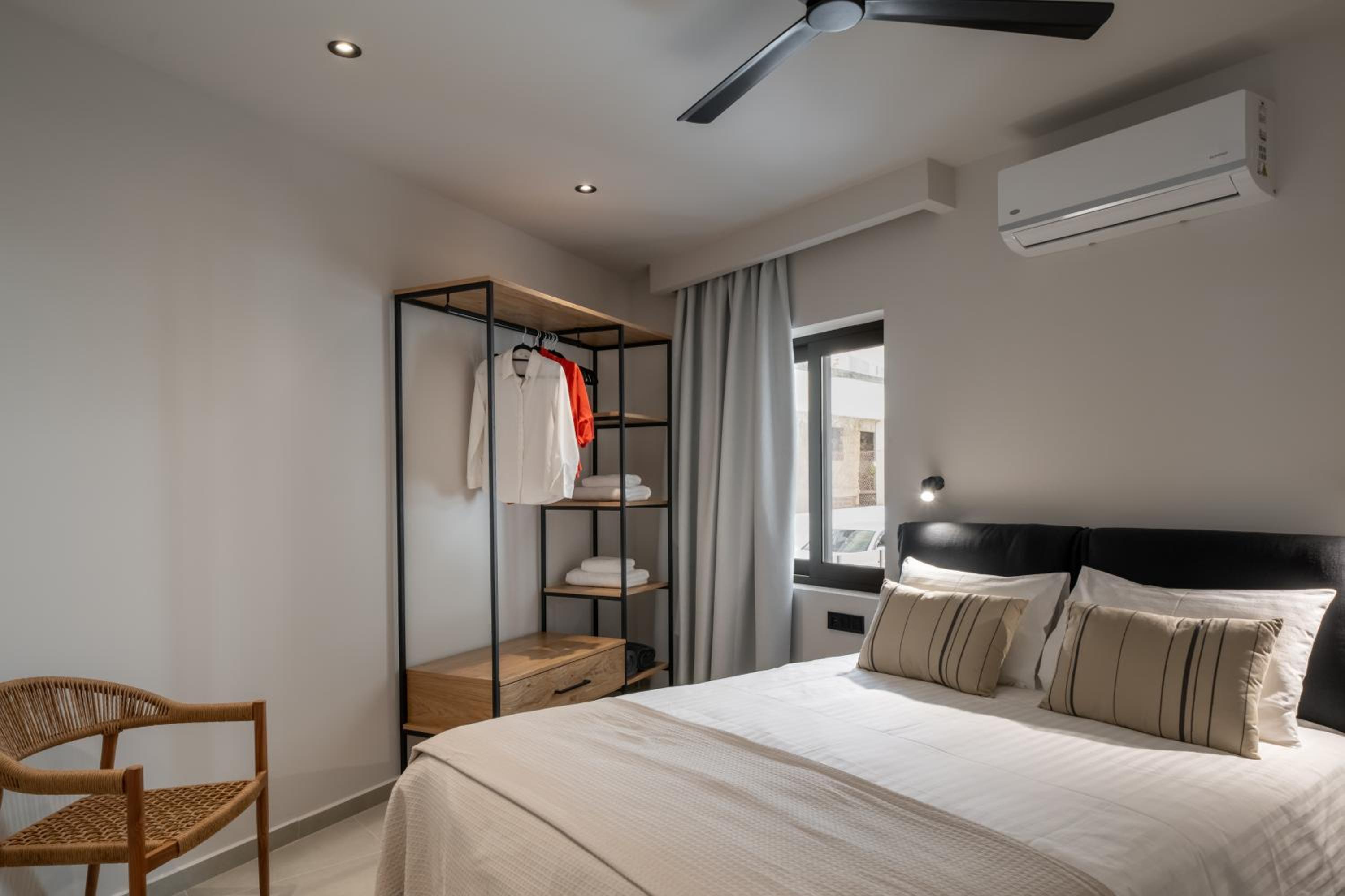 Superior One-Bedroom Apartment