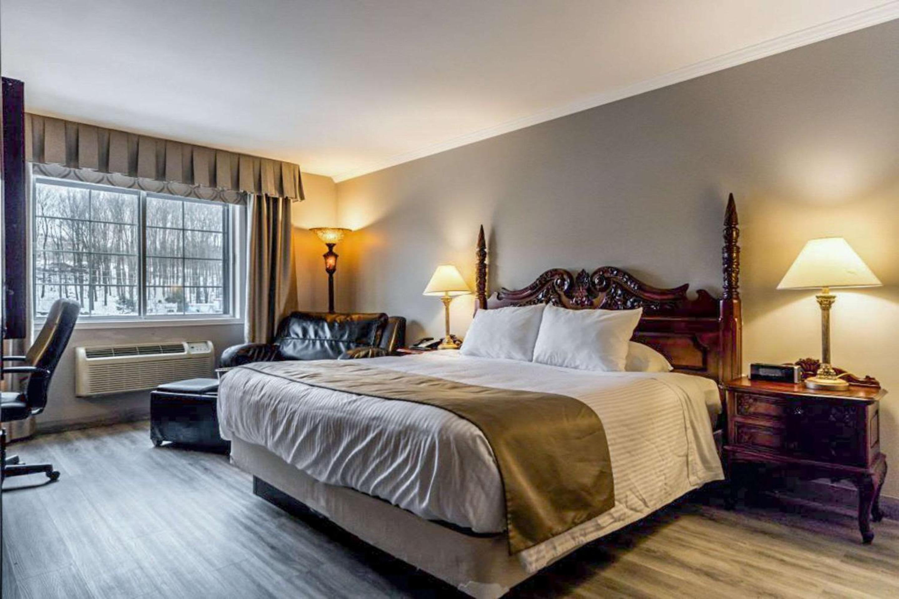 Superior King Room - Photo 1