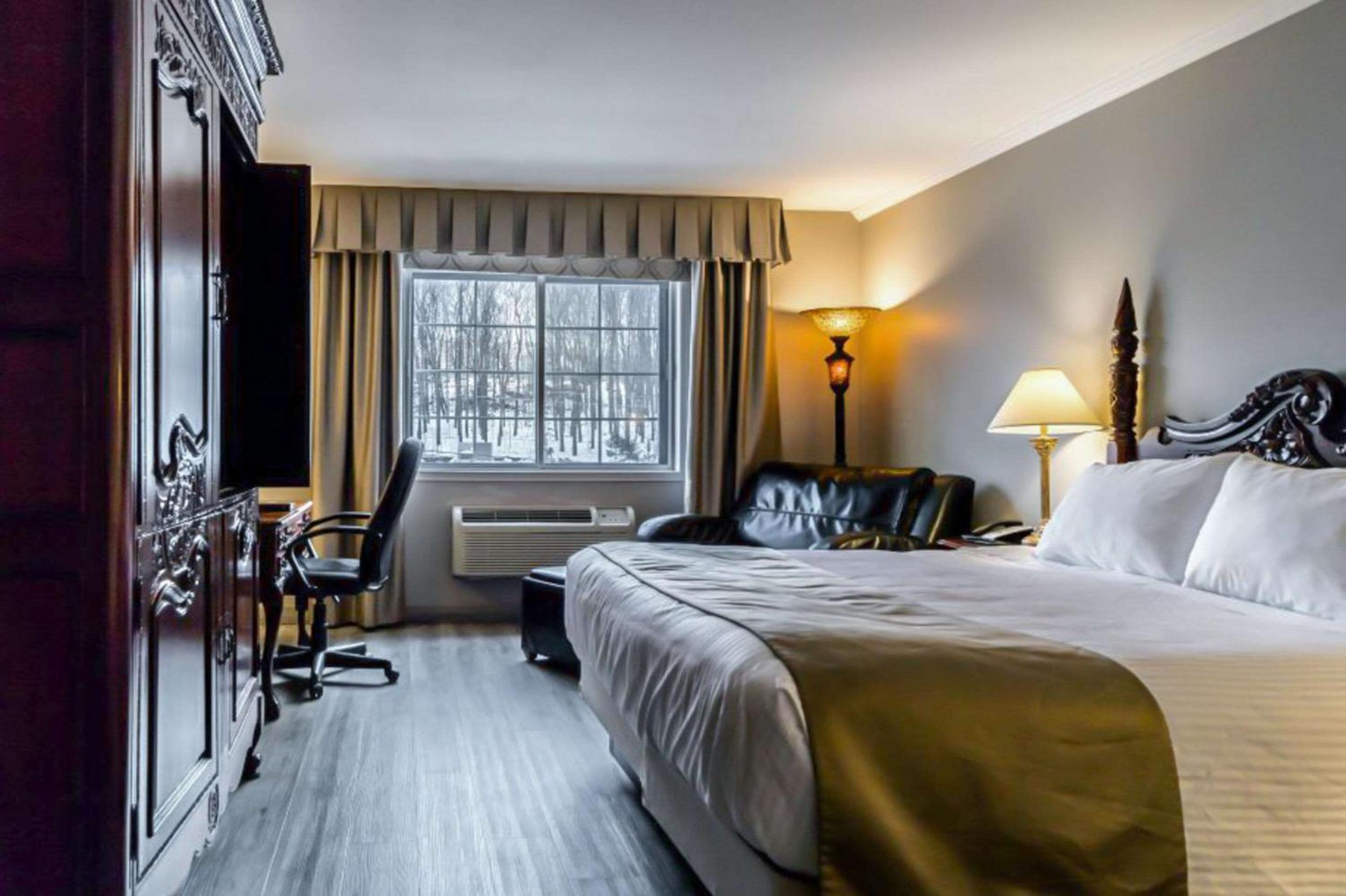 Superior King Room - Photo 4