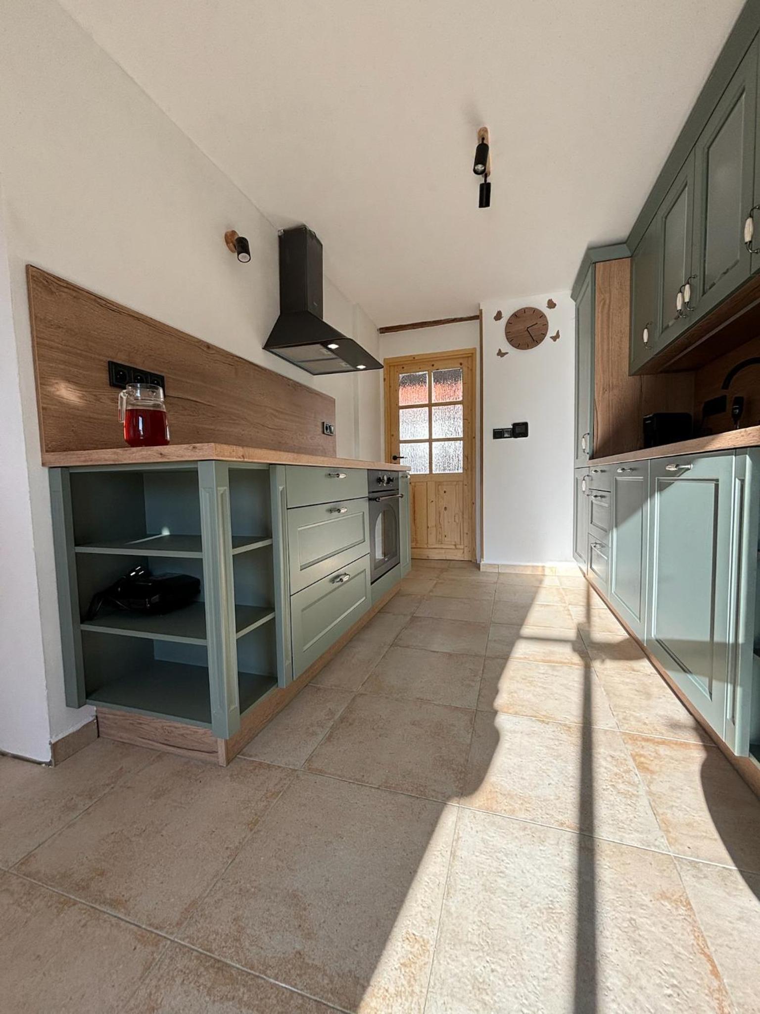 Three-Bedroom Vacation Home  photo 3
