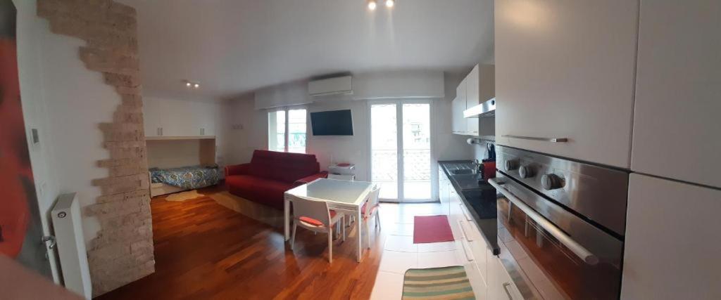 Deluxe Double Studio