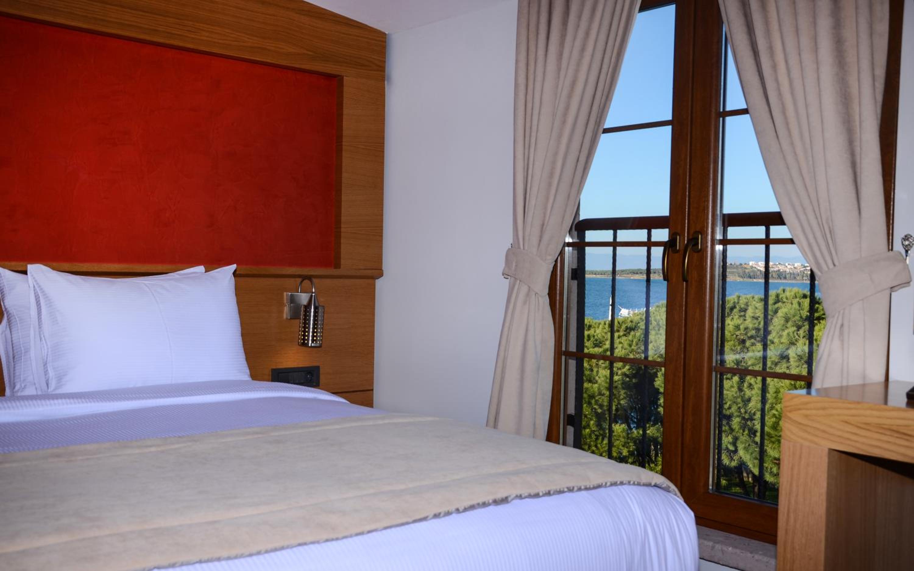 Deluxe Doppel- oder Zweibettzimmer mit Stadtblick
