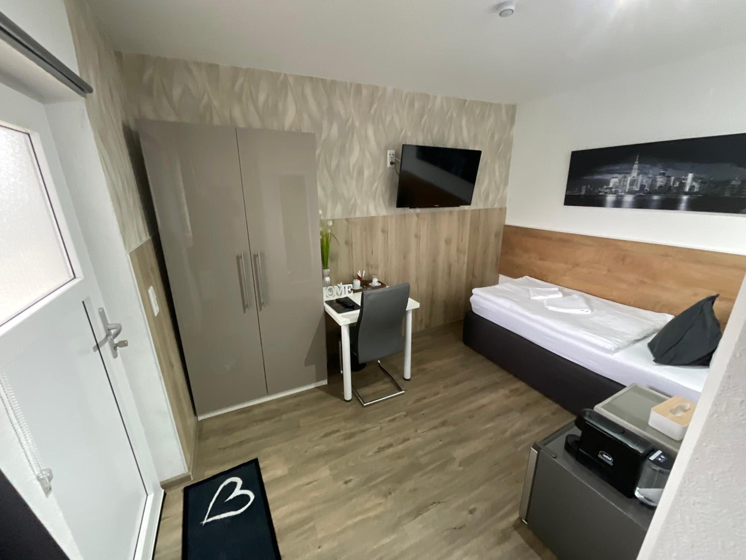 Budget Single Room