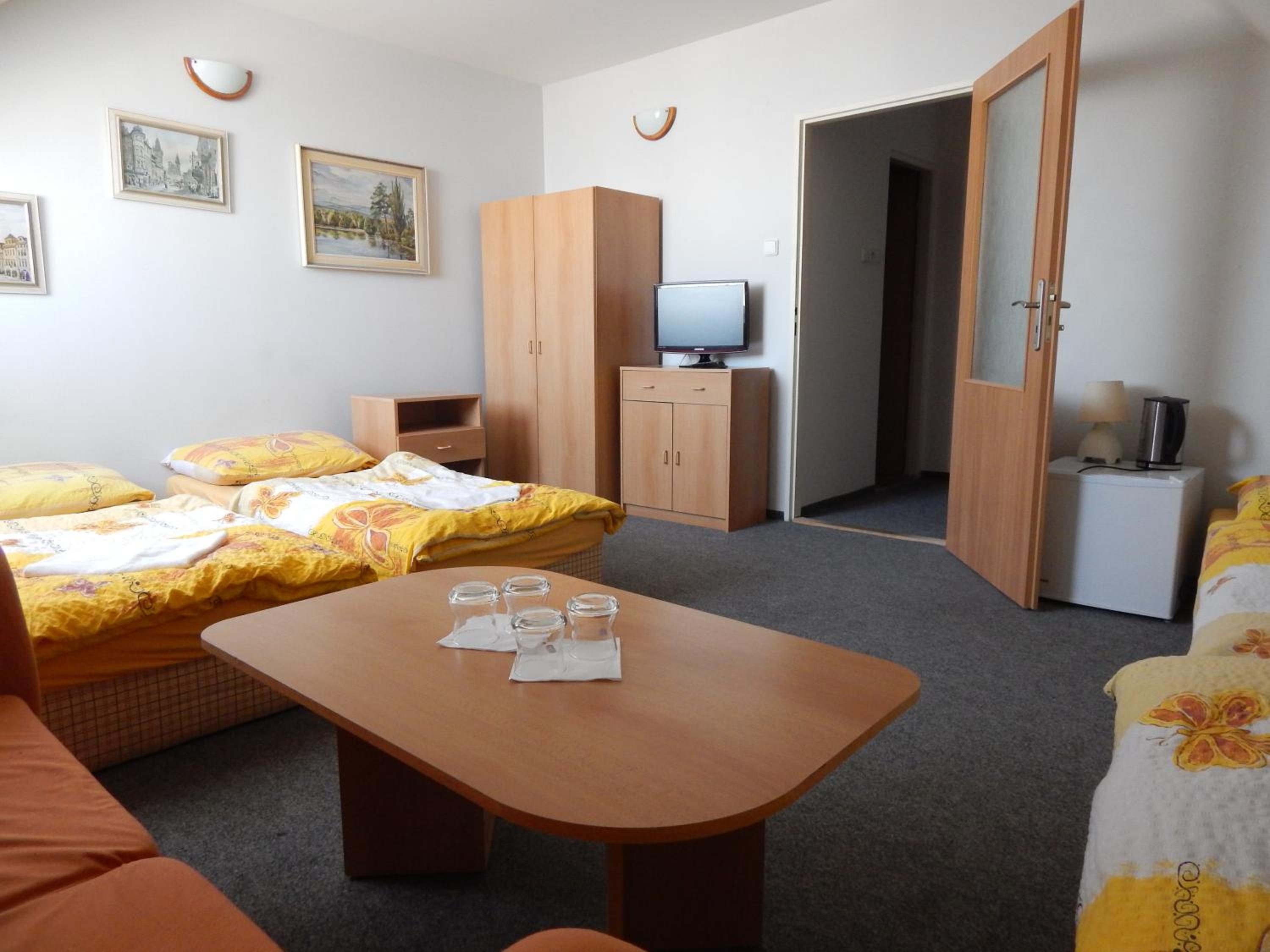Triple Room photo 2