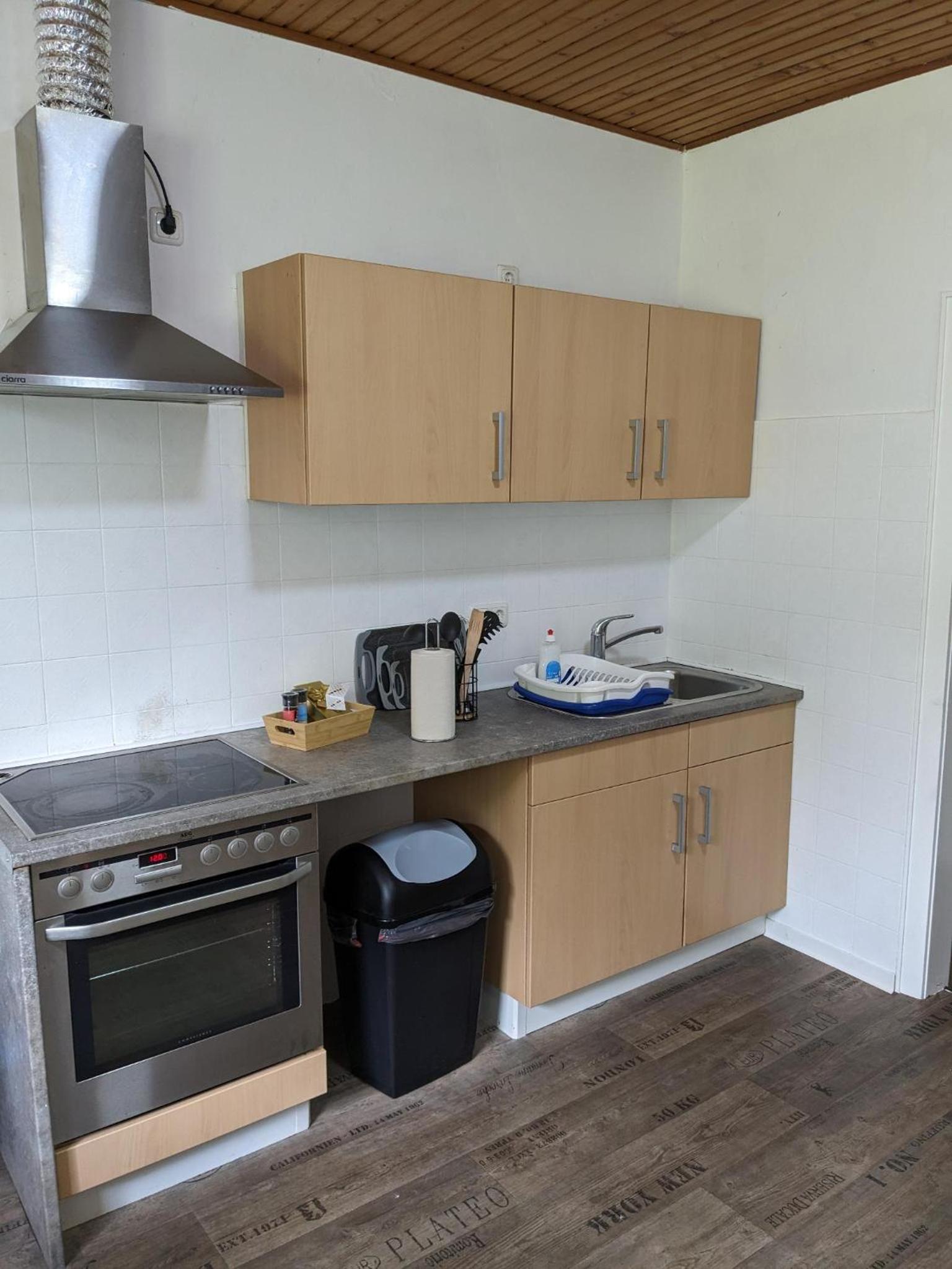 Apartment photo 2