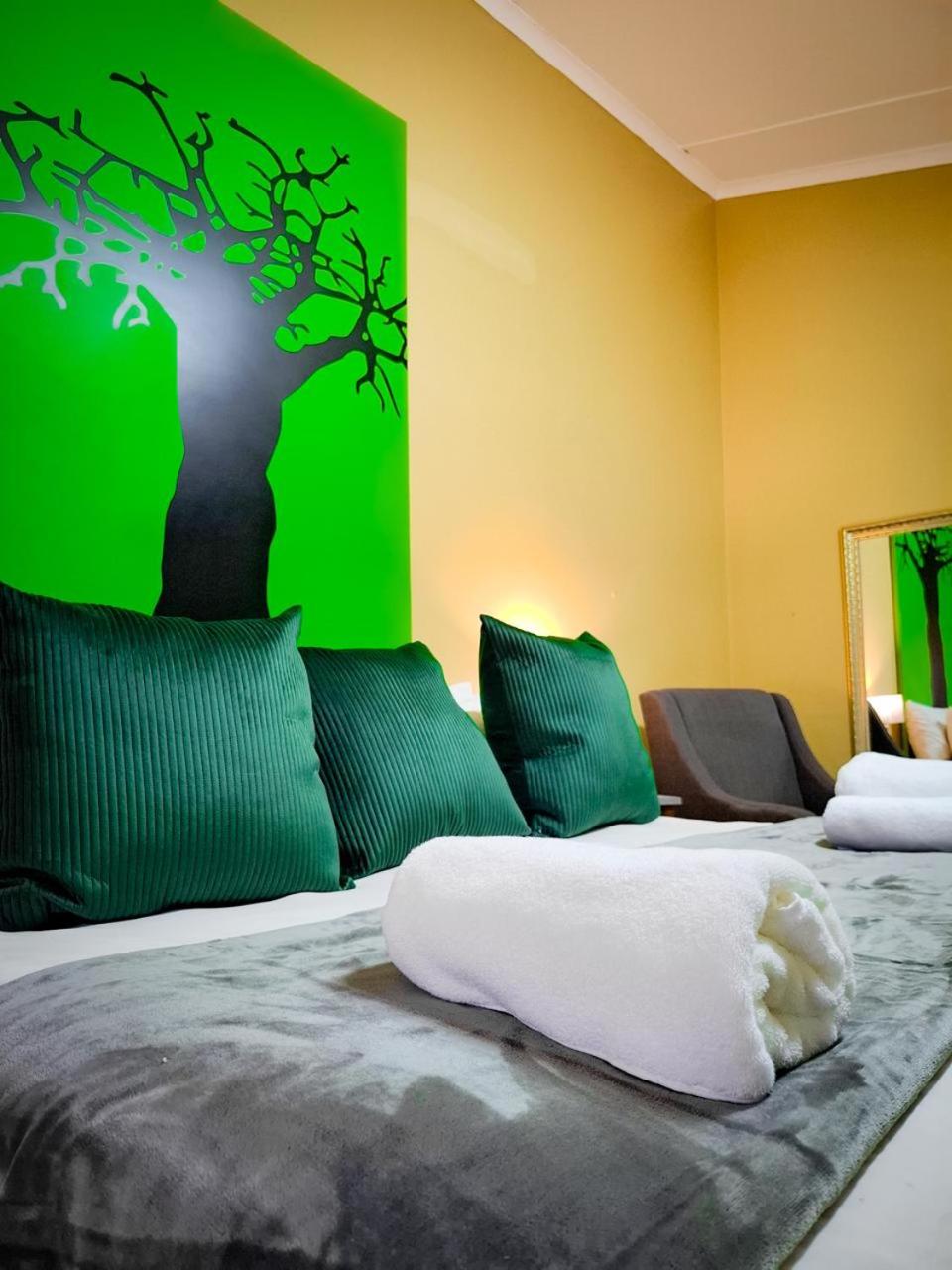 Deluxe King Room