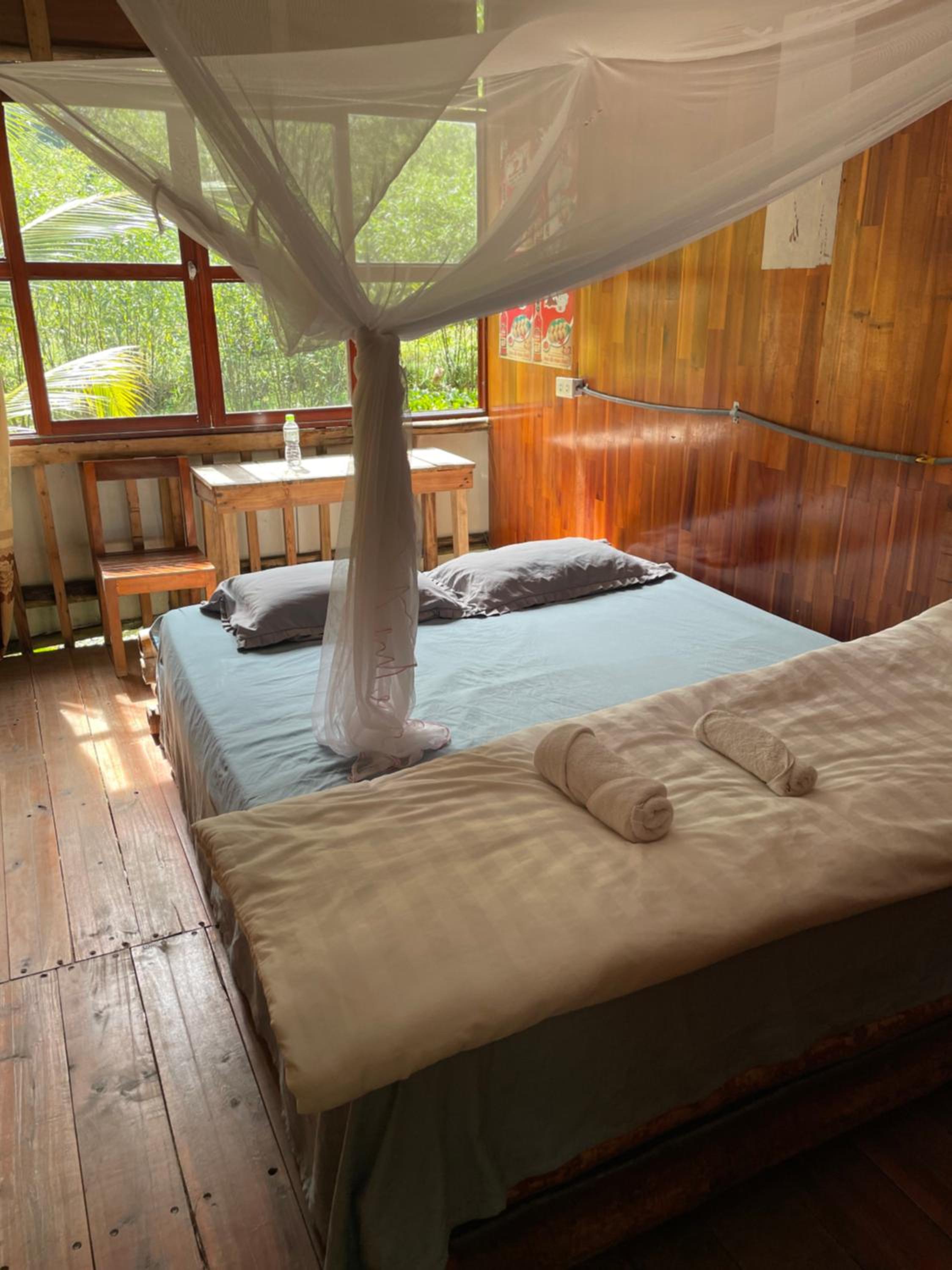 Double Room By The Lotus Pond
