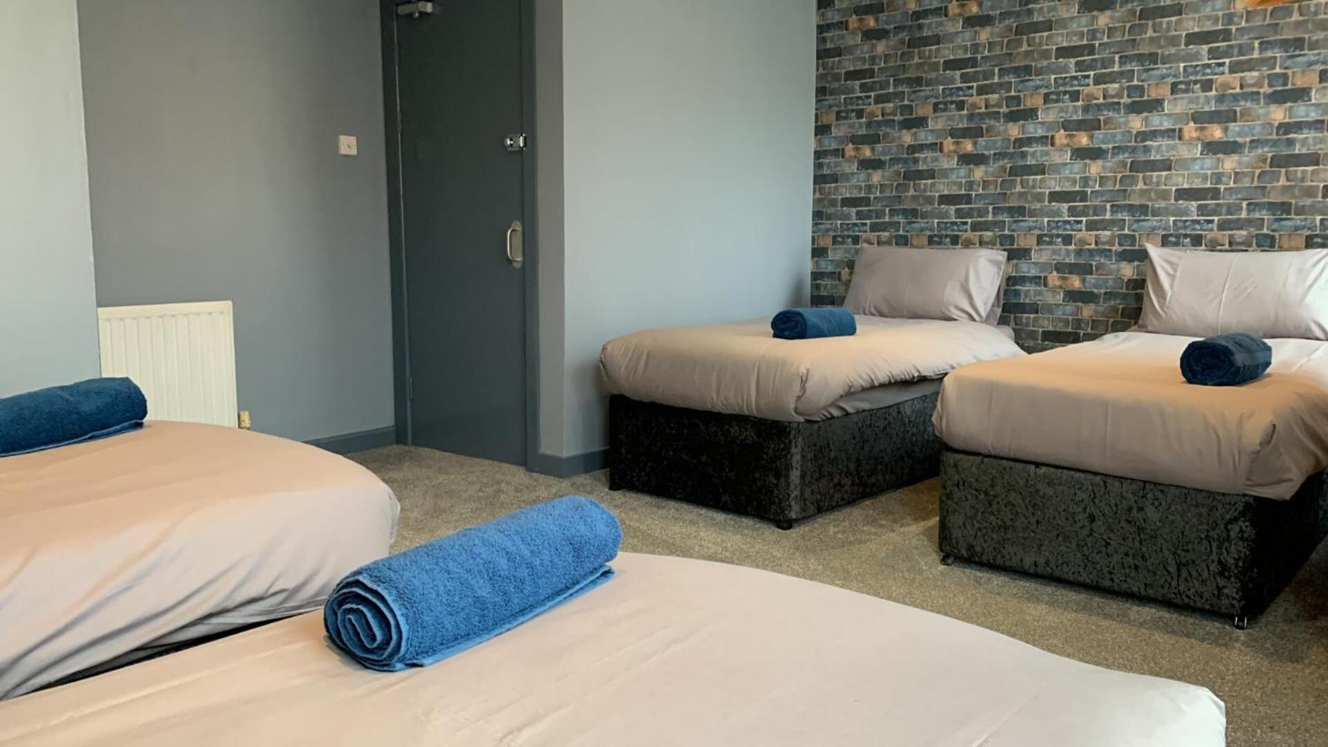 Standard Quadruple Room - Photo 3