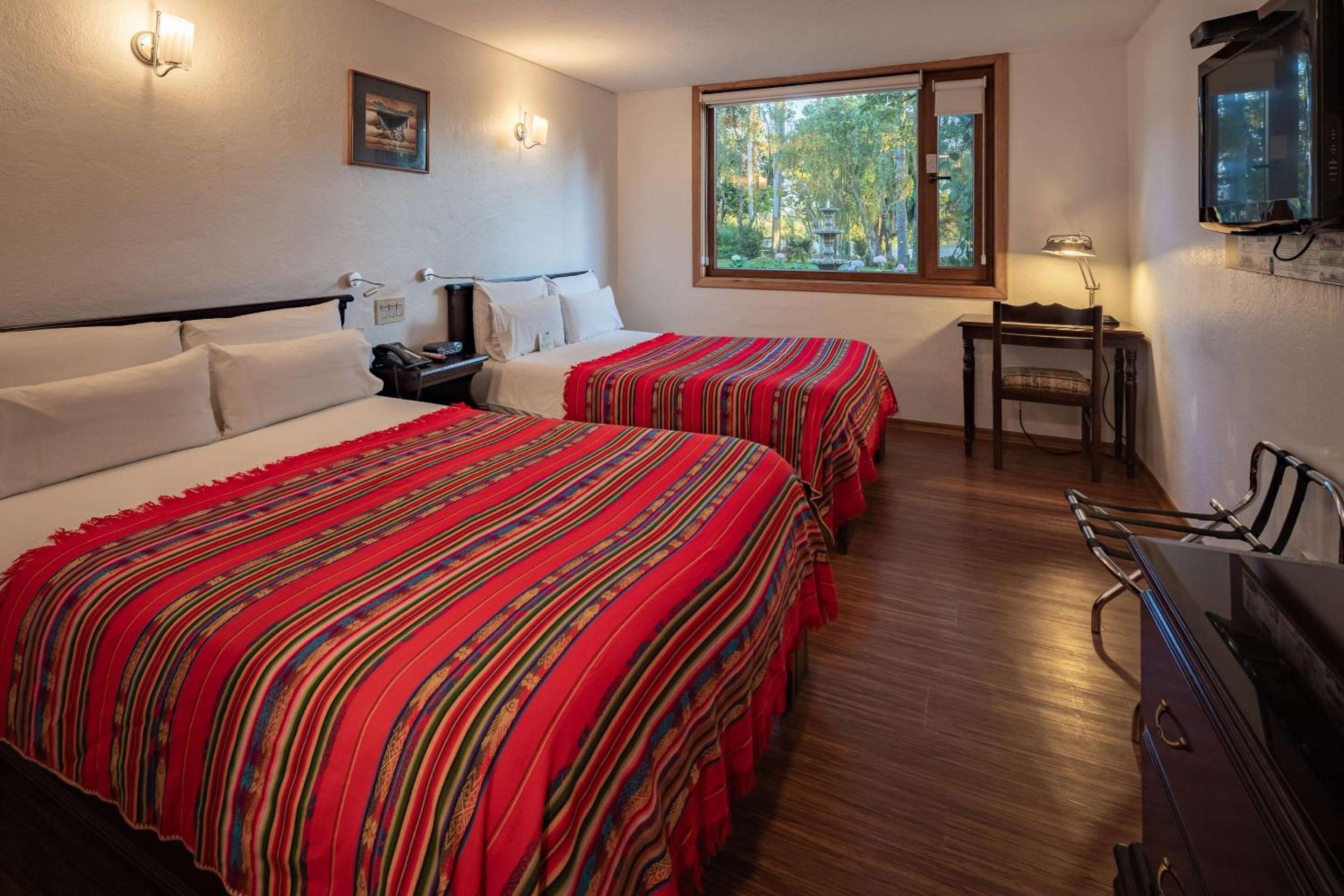 Standard Double Room with Two Double Beds and Garden View photo 1