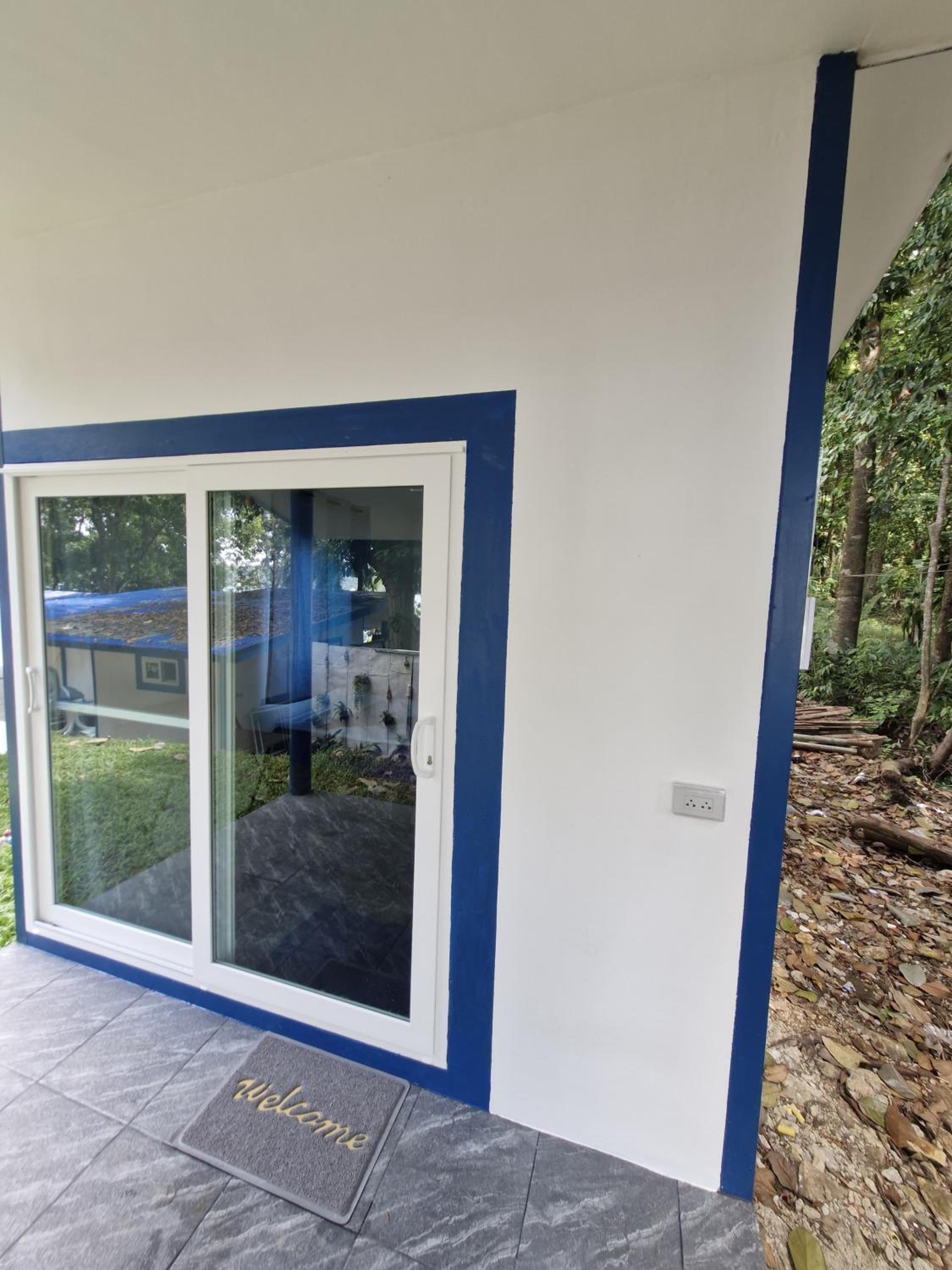 One-Bedroom House - Photo 10