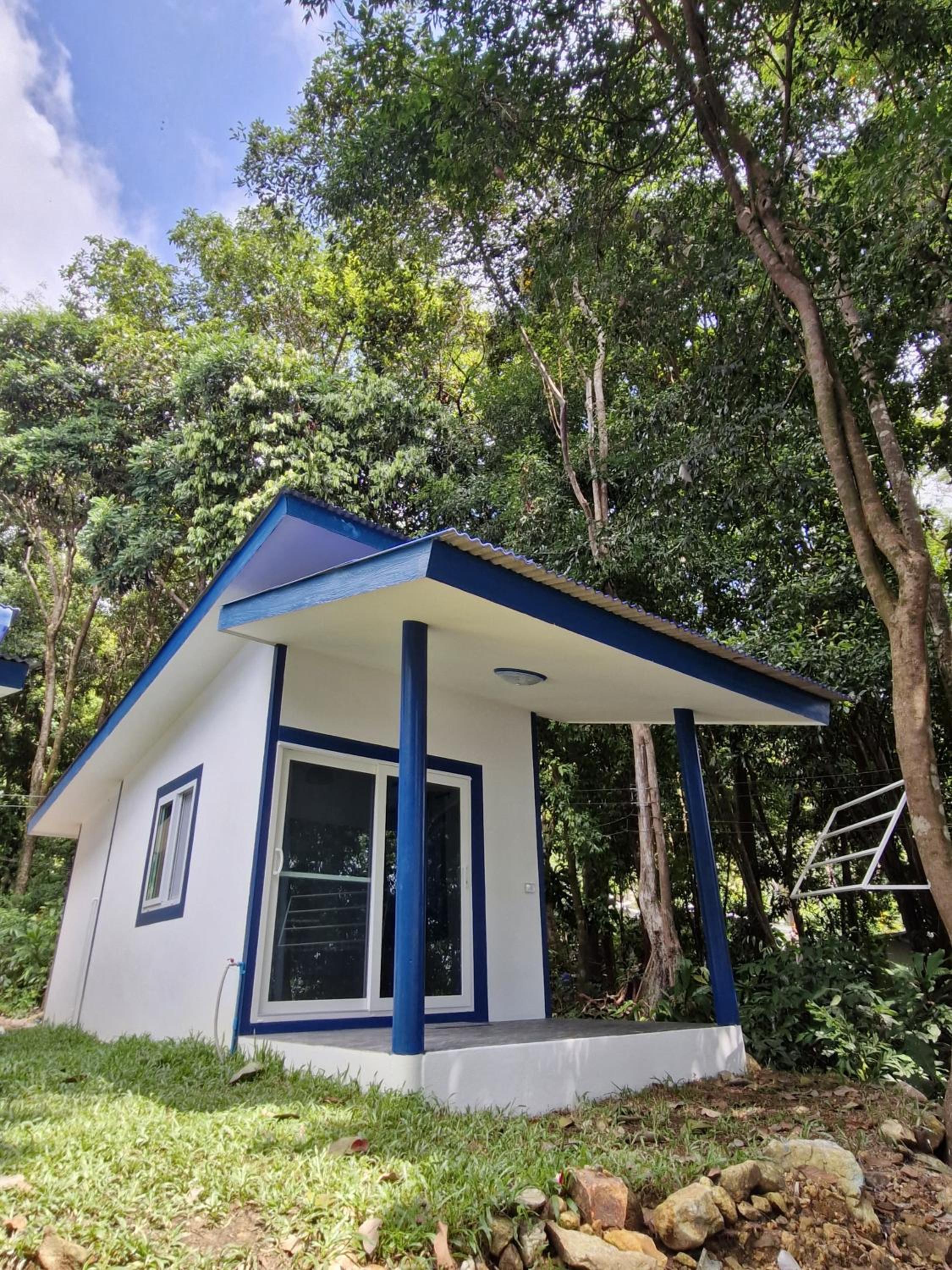 One-Bedroom House - Photo 12
