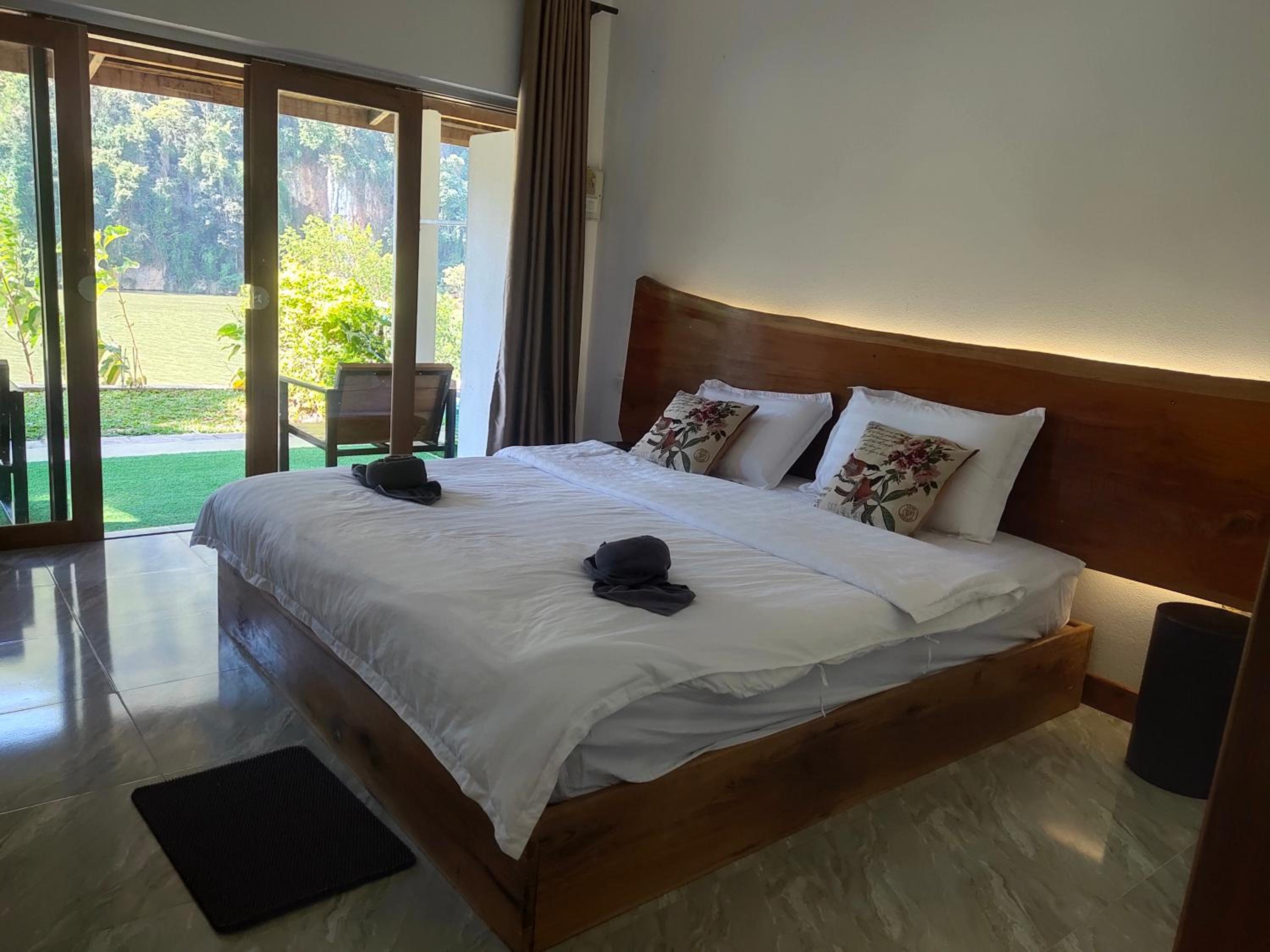 Double Room with Lake View