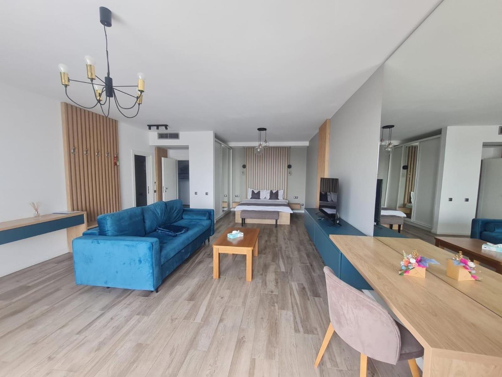 Deluxe Family Room - Photo 3