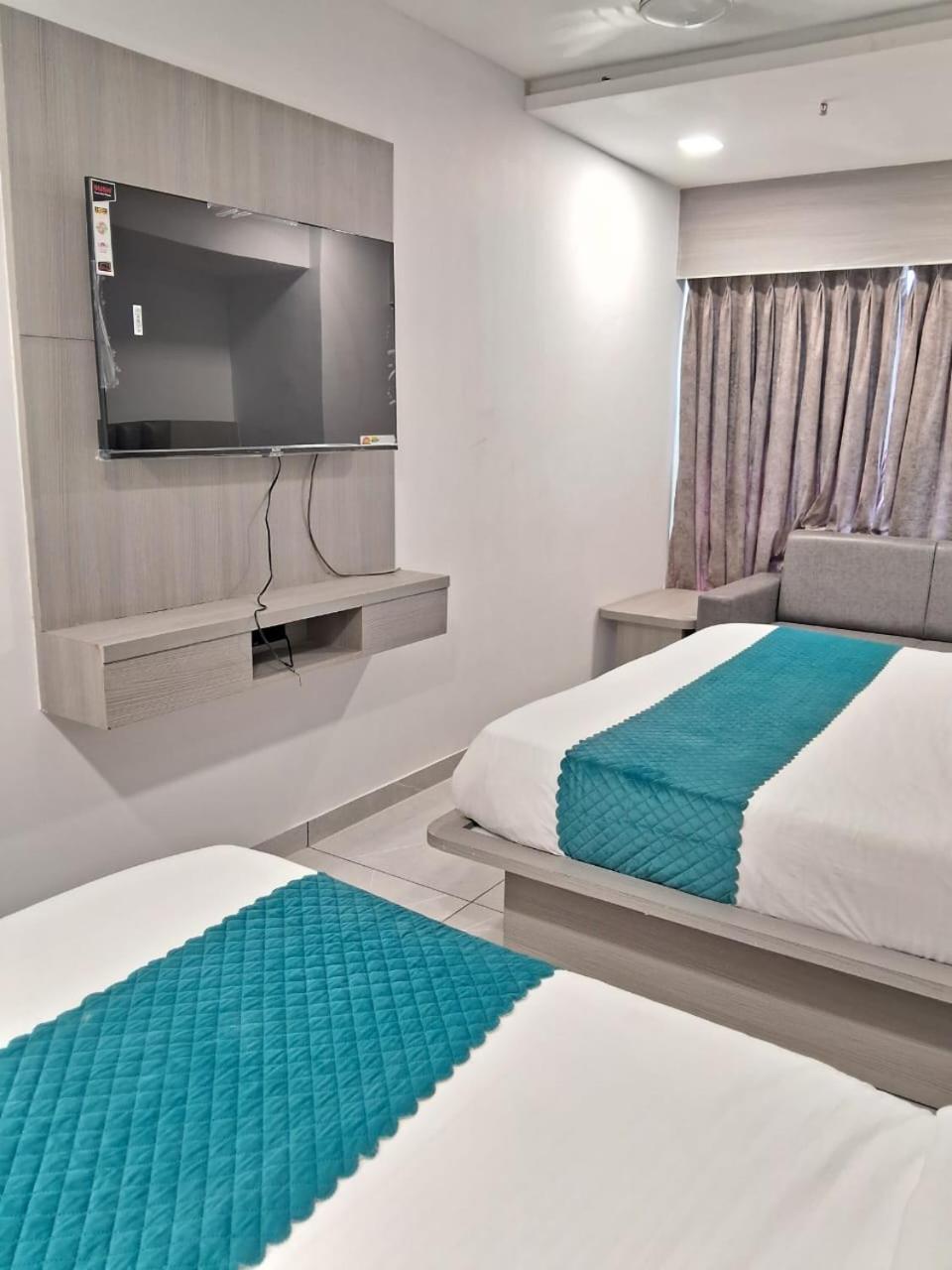 Standard Triple Room - Photo 4