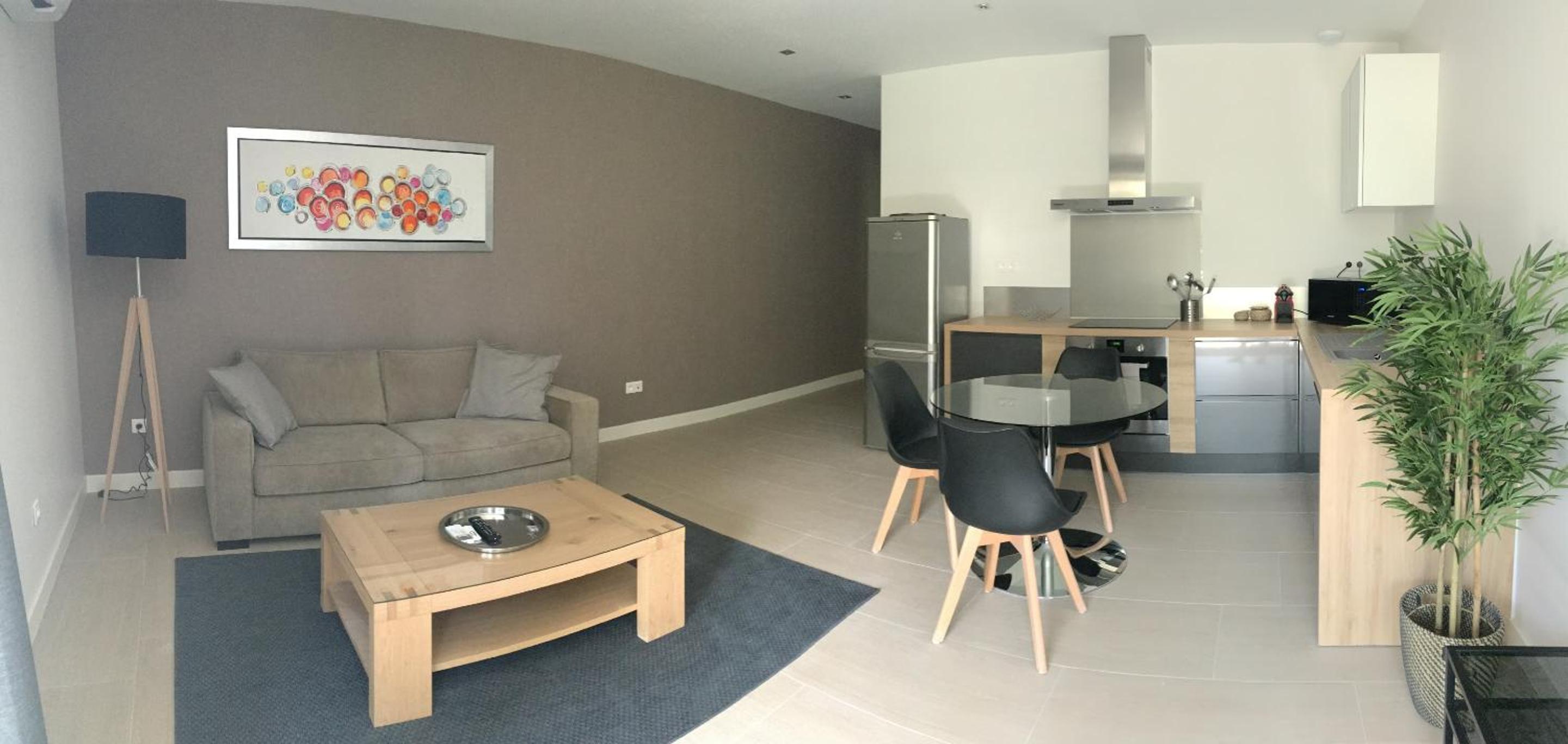 Suite Apartment