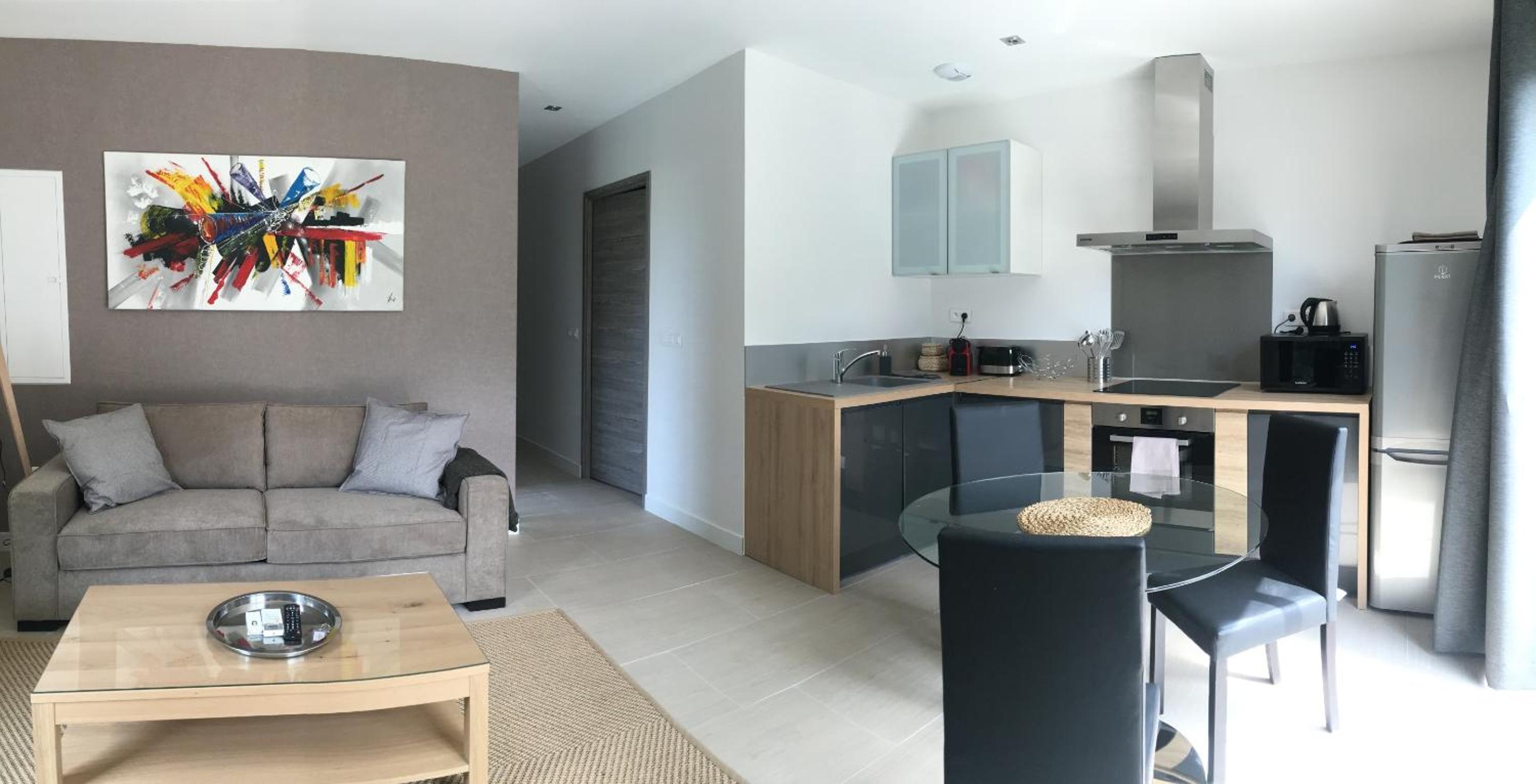 Suite Apartment