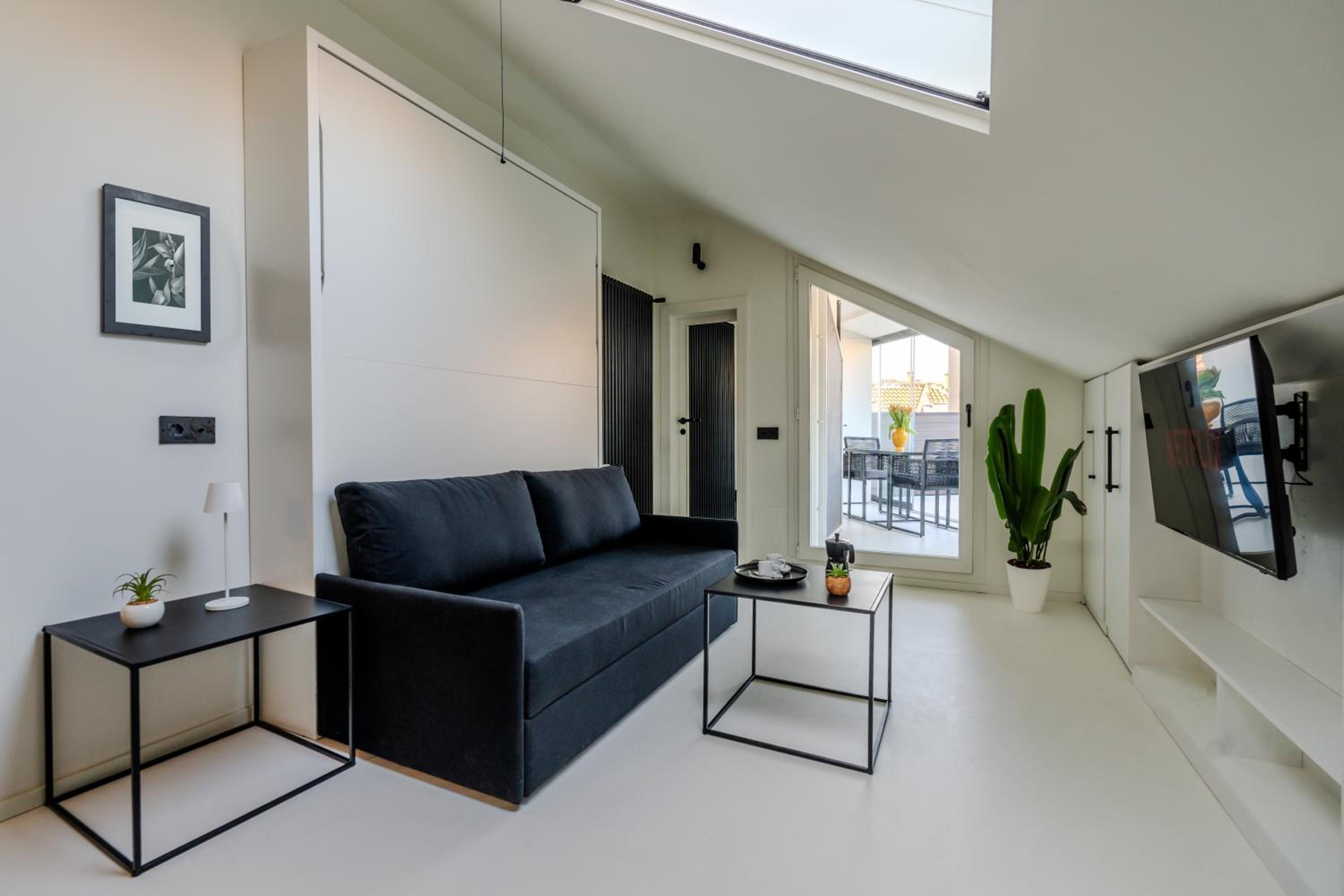 Deluxe One-Bedroom Apartment with City View