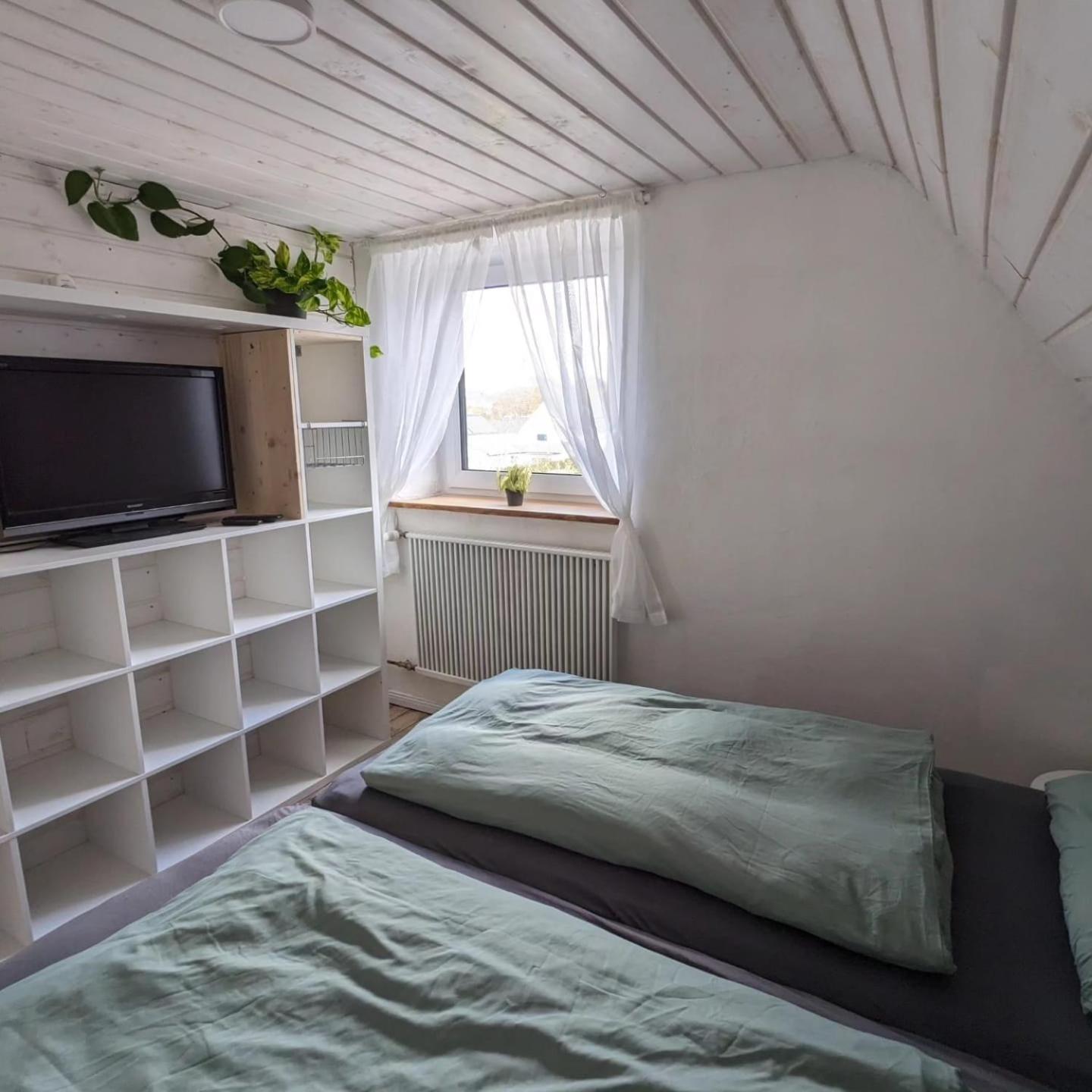 Two-Bedroom House photo 3