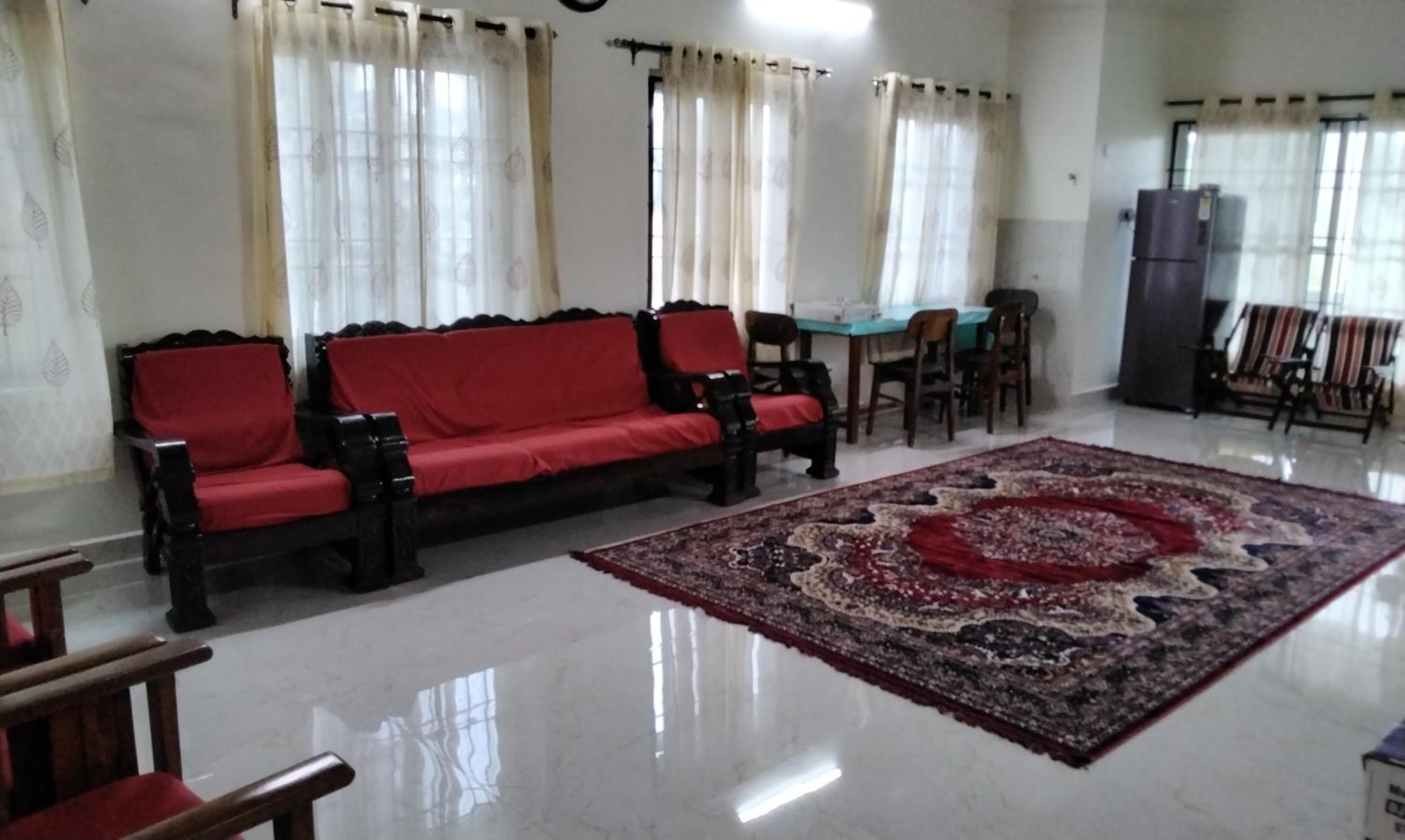 Villa photo 3