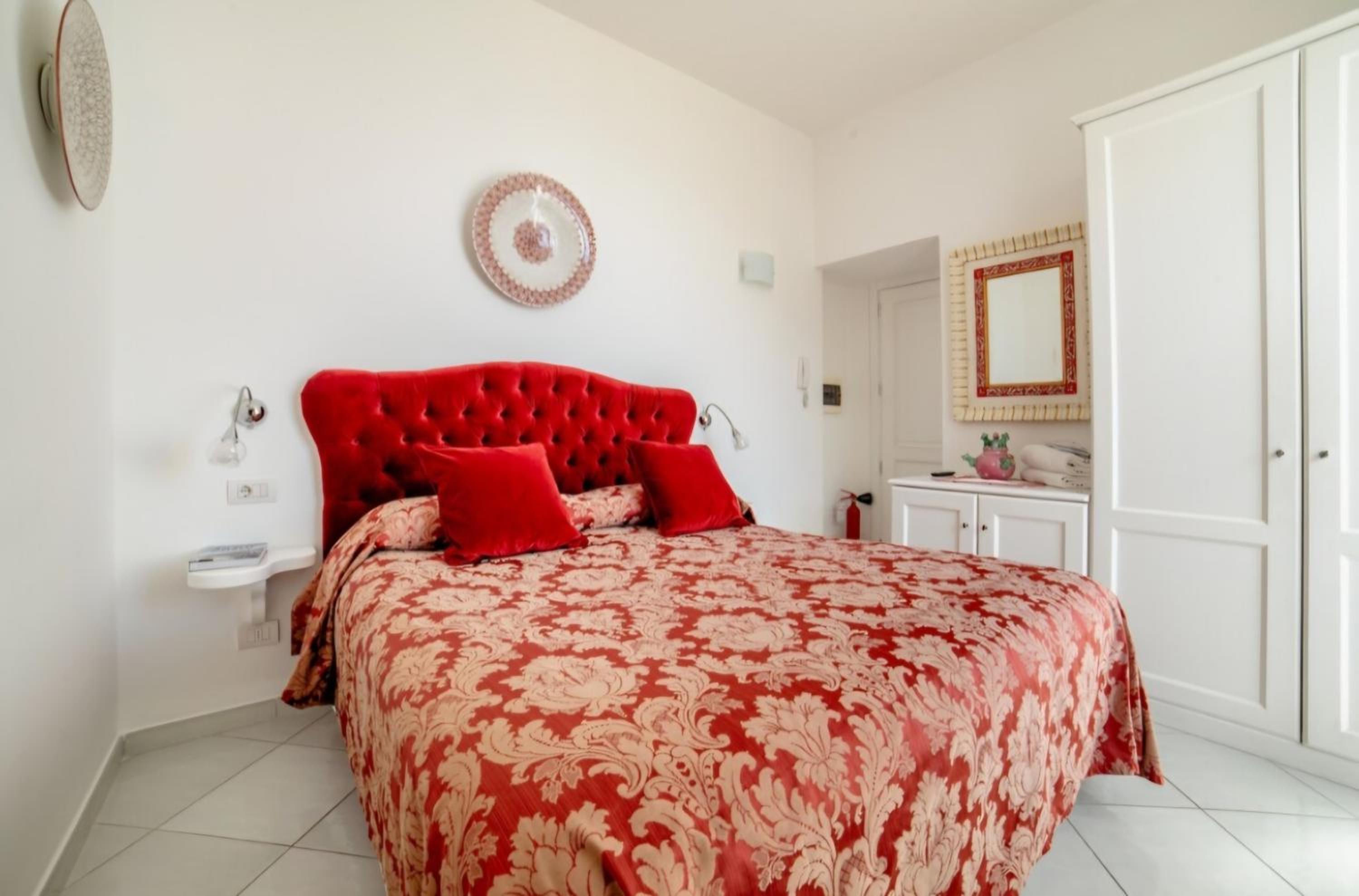 Two-Bedroom Apartment with Terrace and Sea View