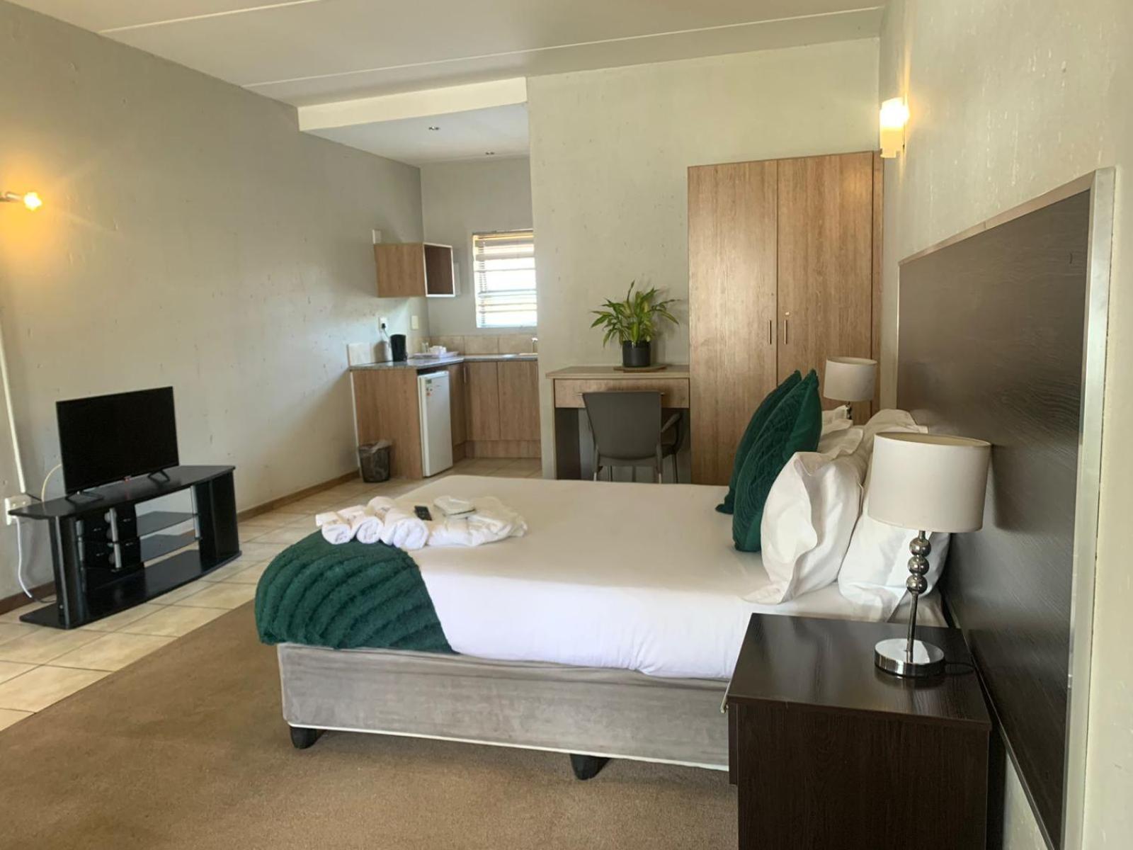 Budget Double Room photo 2
