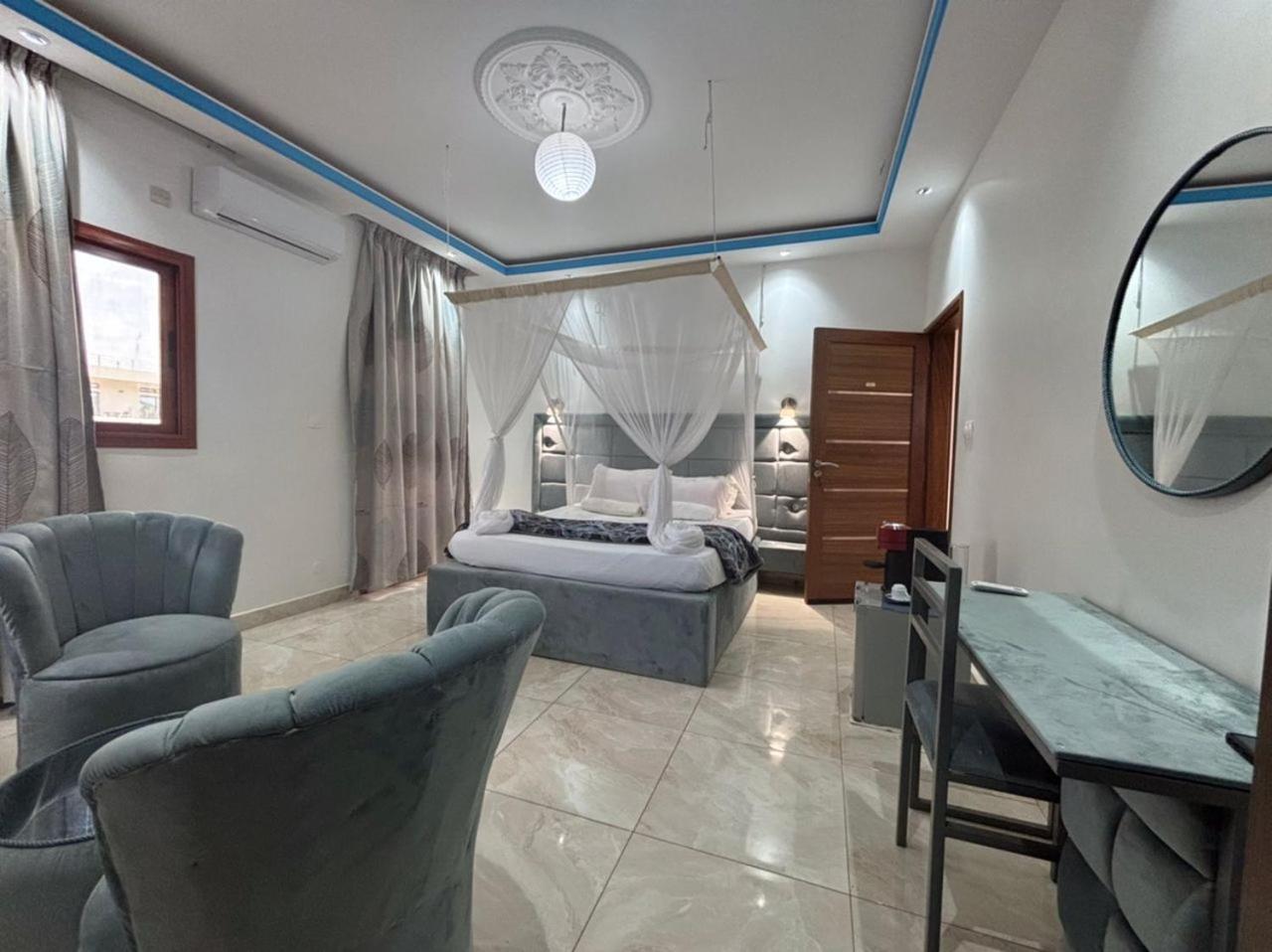 Double Room with Pool View
