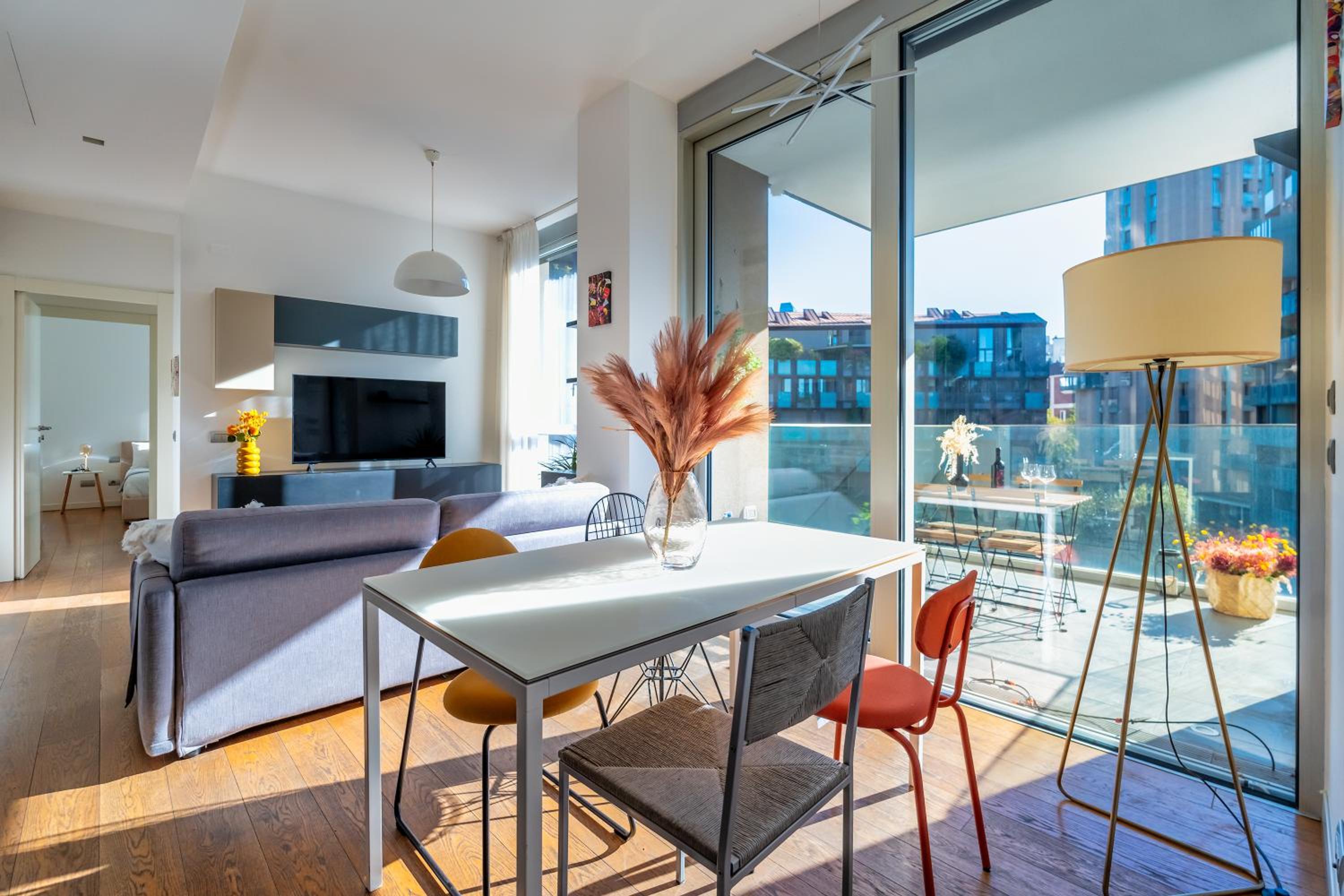 Deluxe One-Bedroom Apartment With City View
