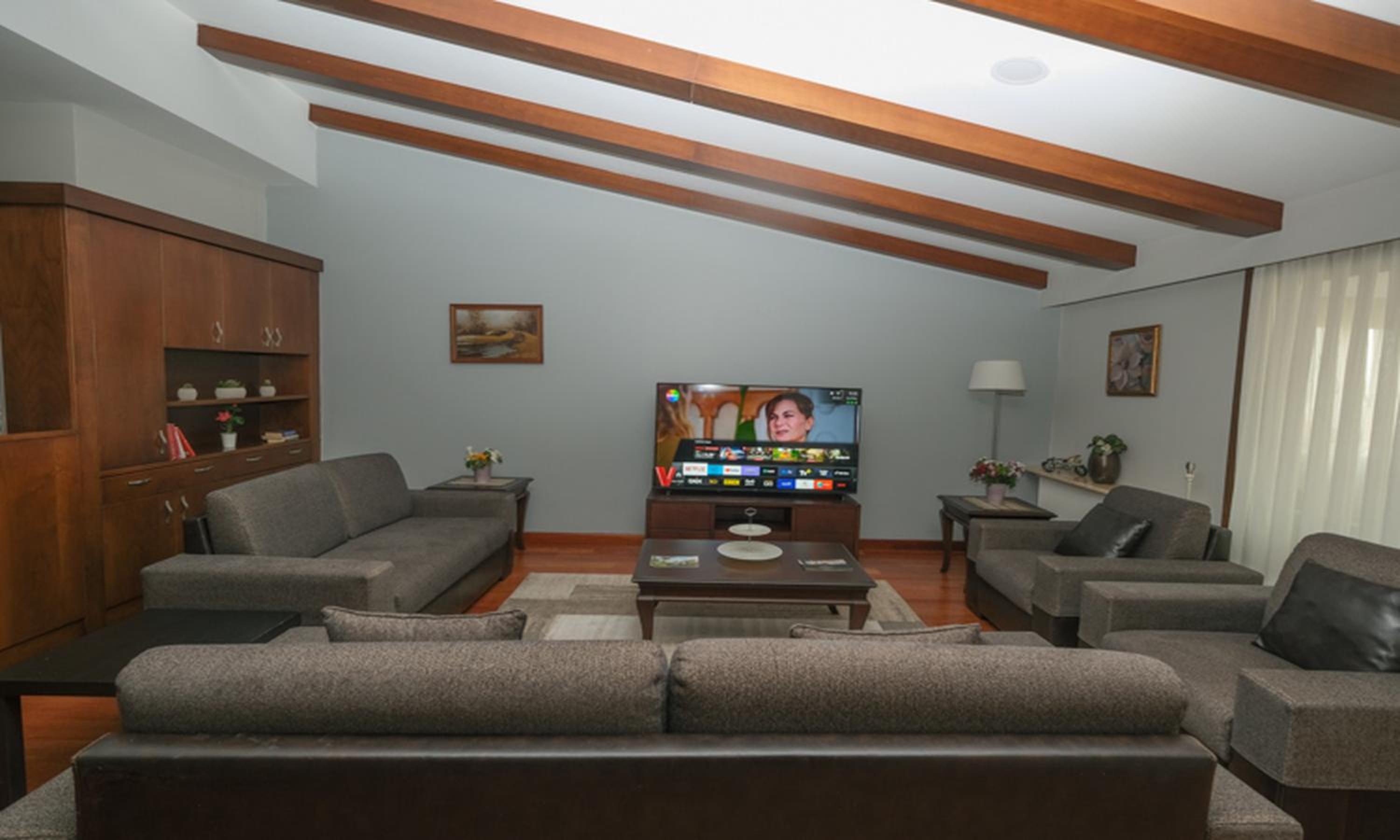 Three-Bedroom Suite photo 3
