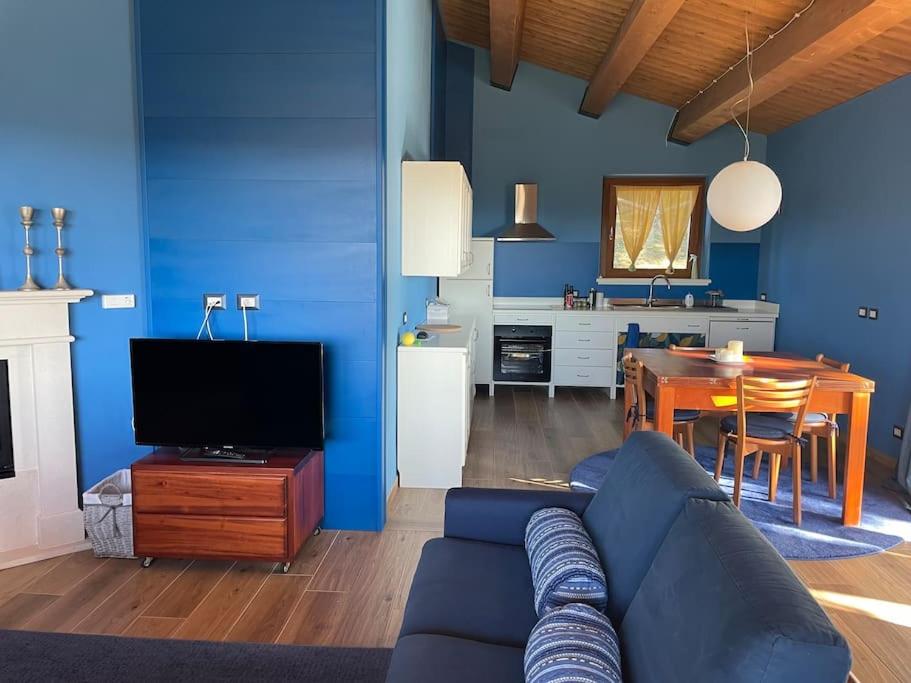 Two-Bedroom House photo 3