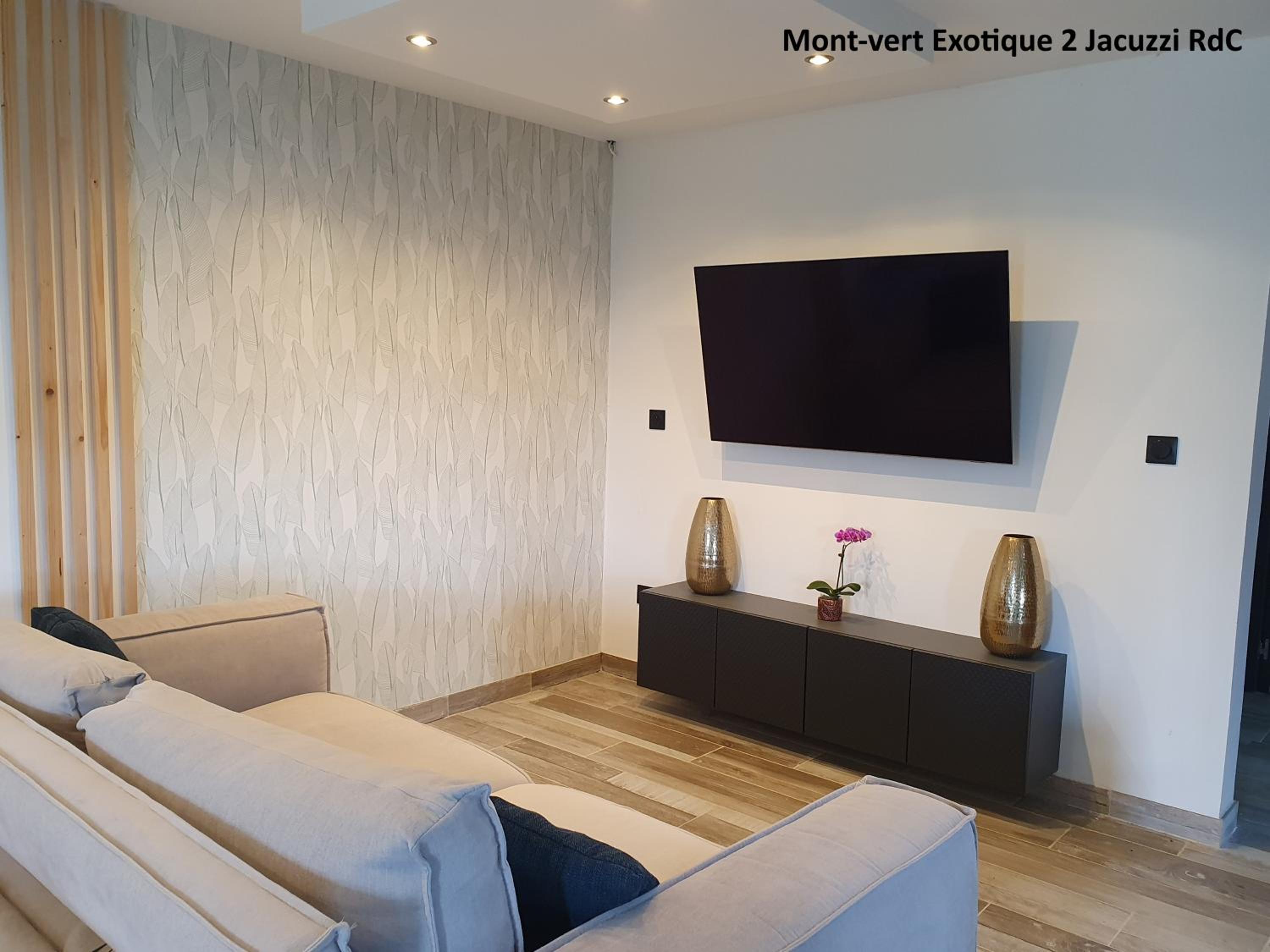 Deluxe Apartment - Photo 16