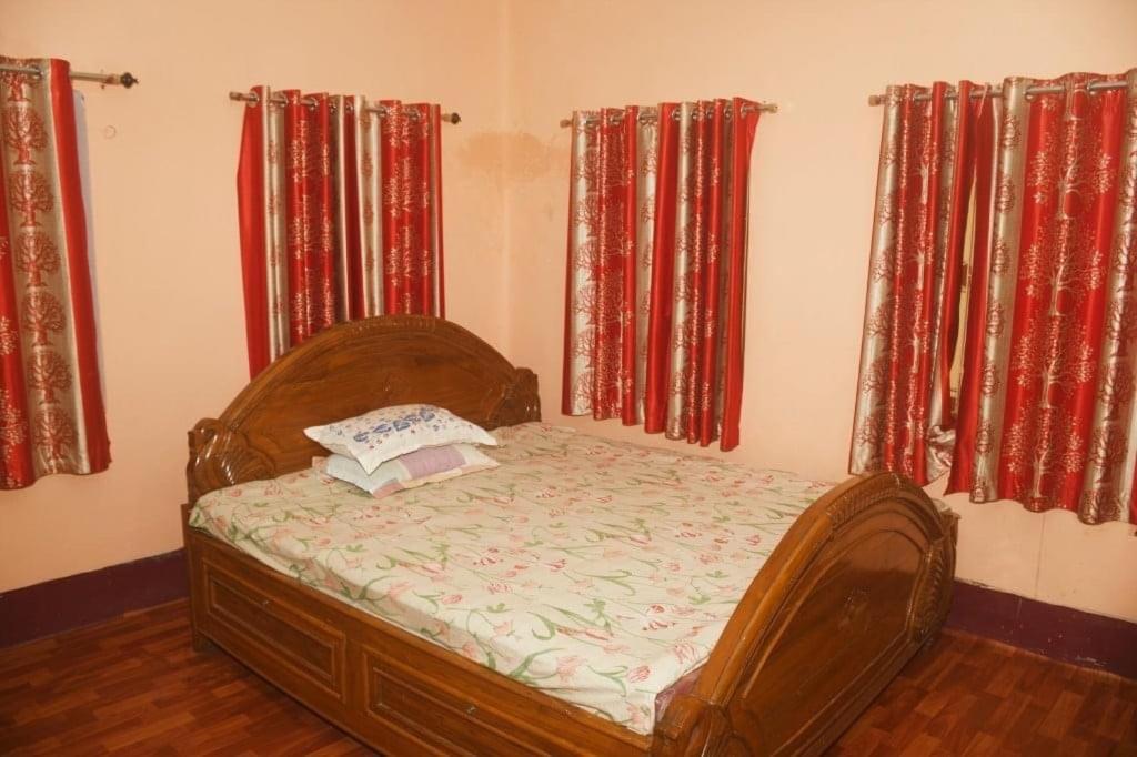 Deluxe Double Room (2 Adults + 1 Child) photo 3