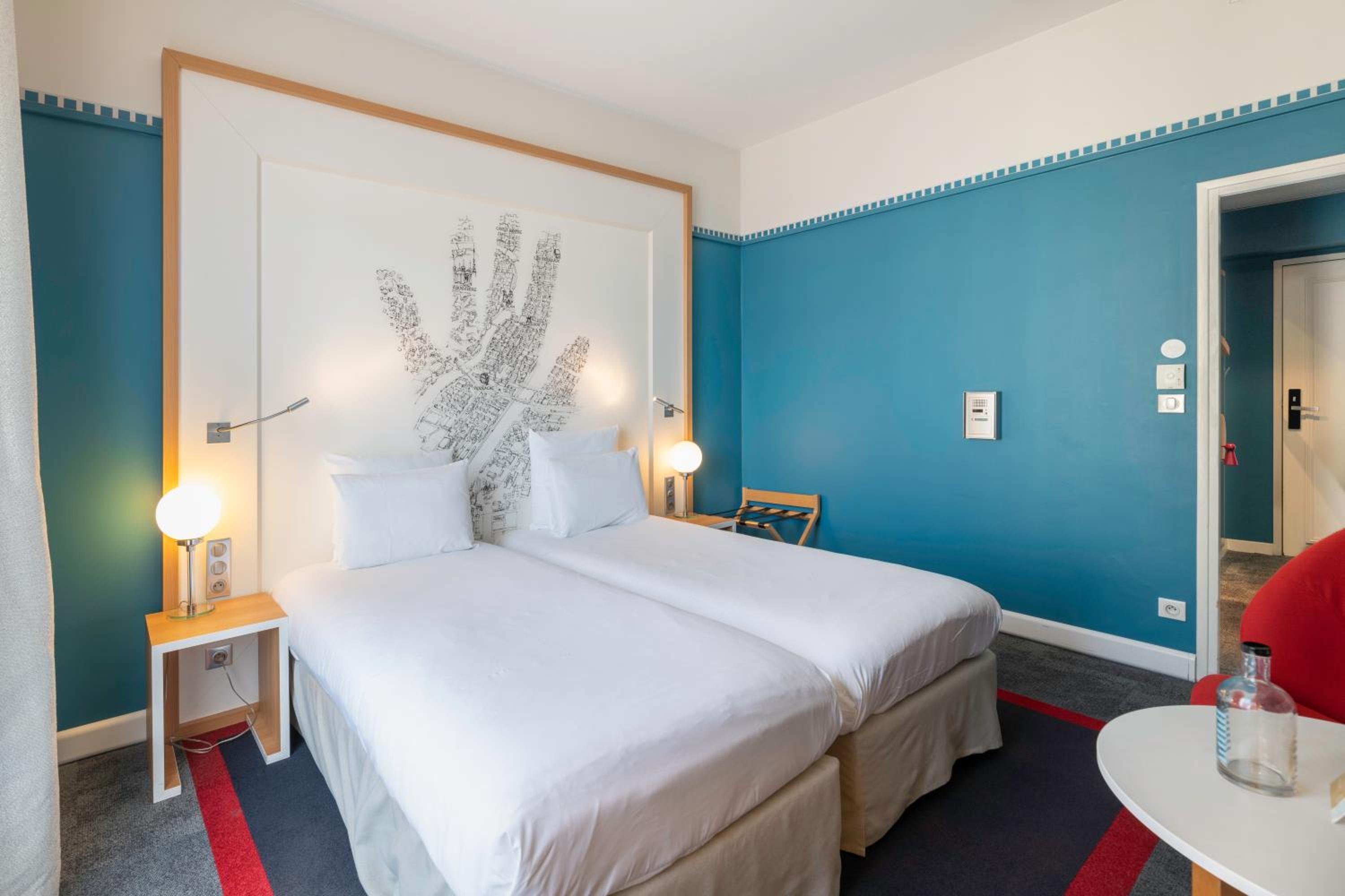 Superior Twin Room - Accessible photo 3