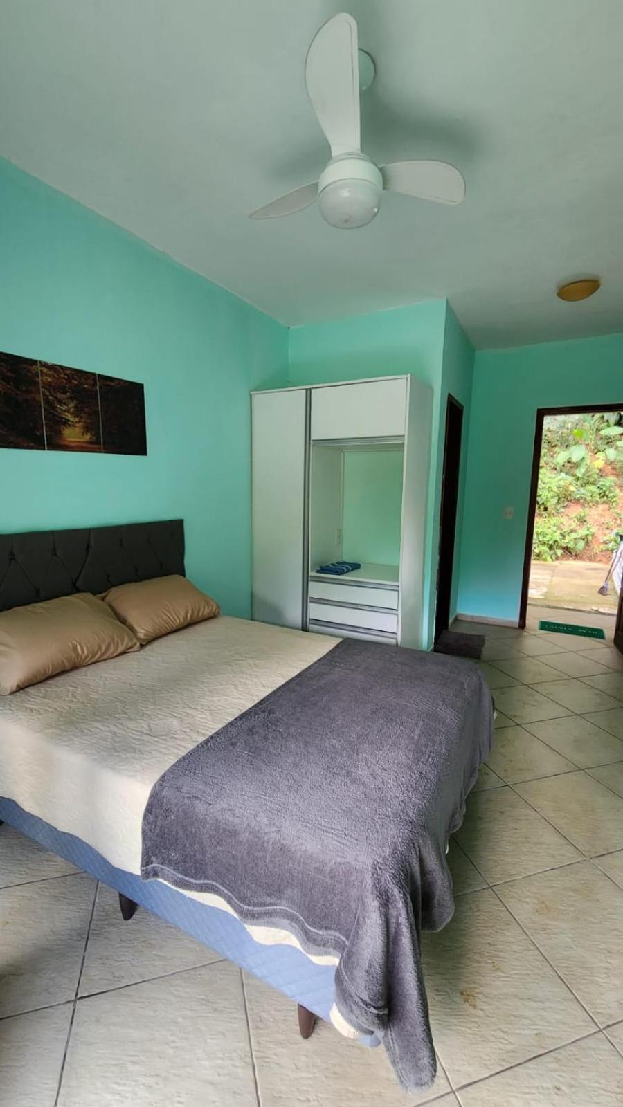 Four-Bedroom House photo 1