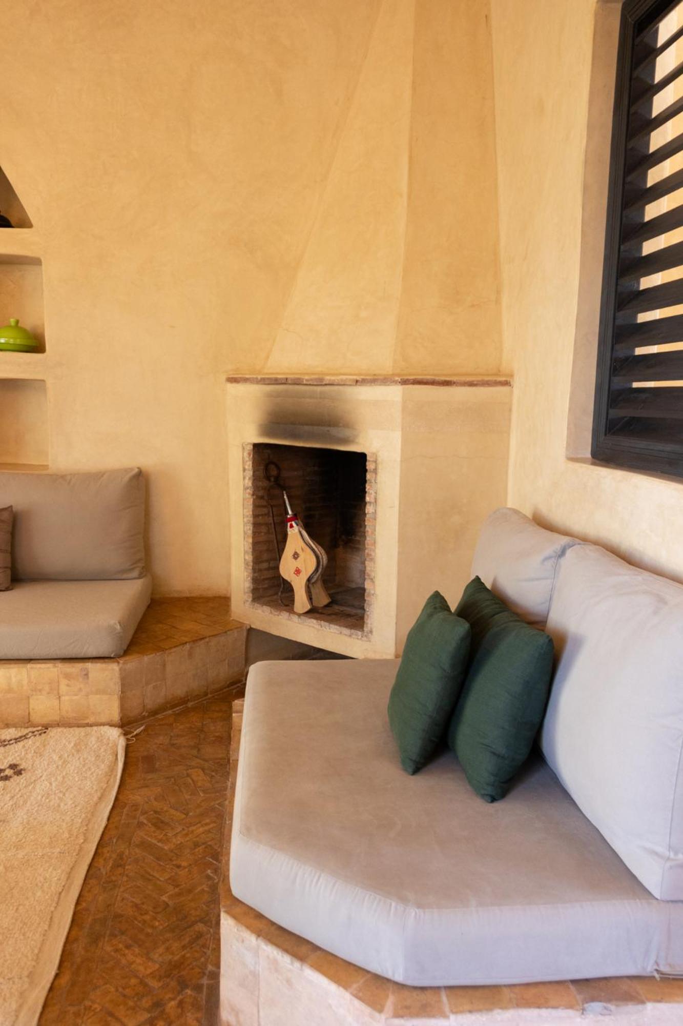 Deluxe Suite - Photo 5