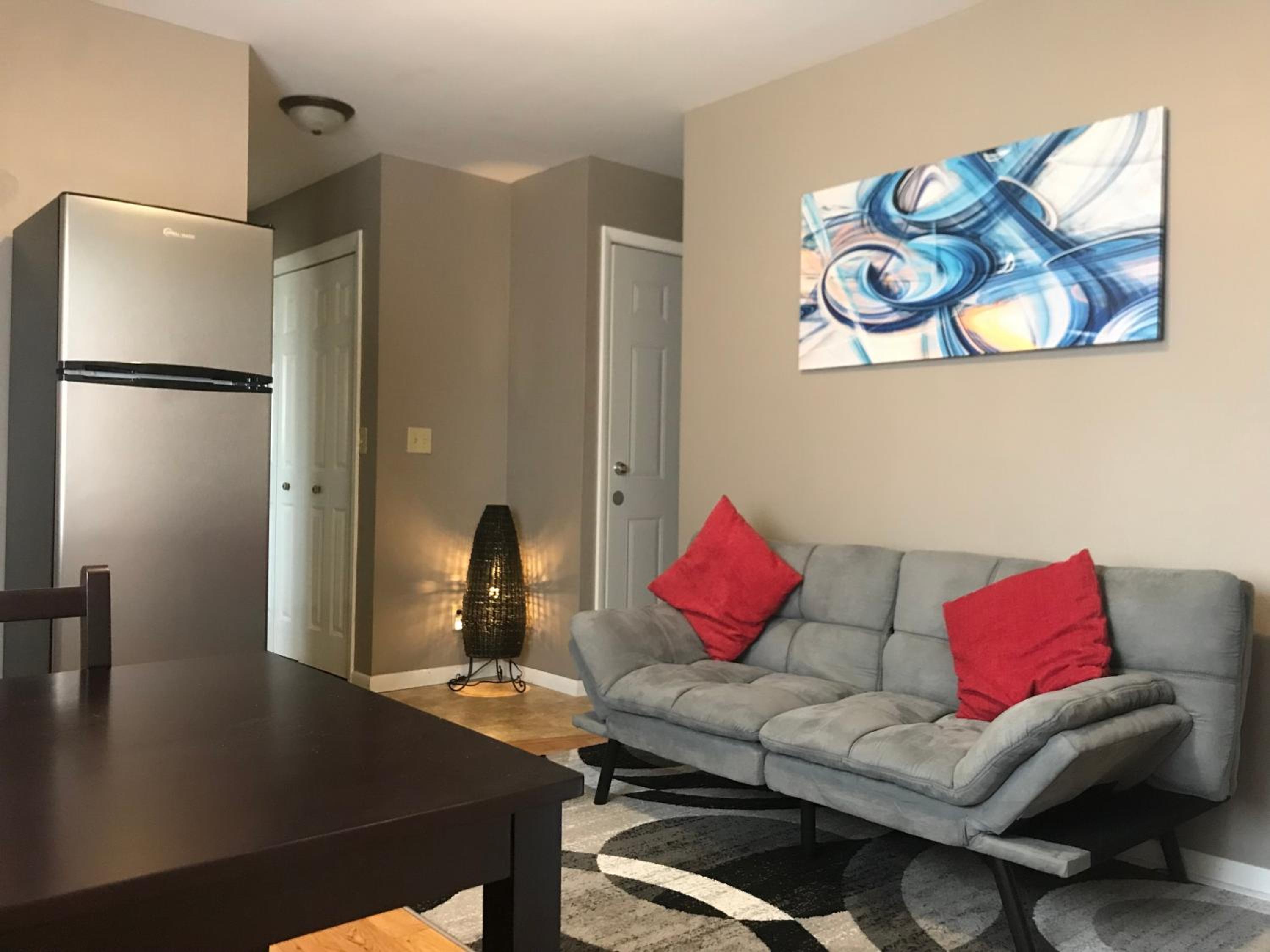 Deluxe Family Suite photo 1