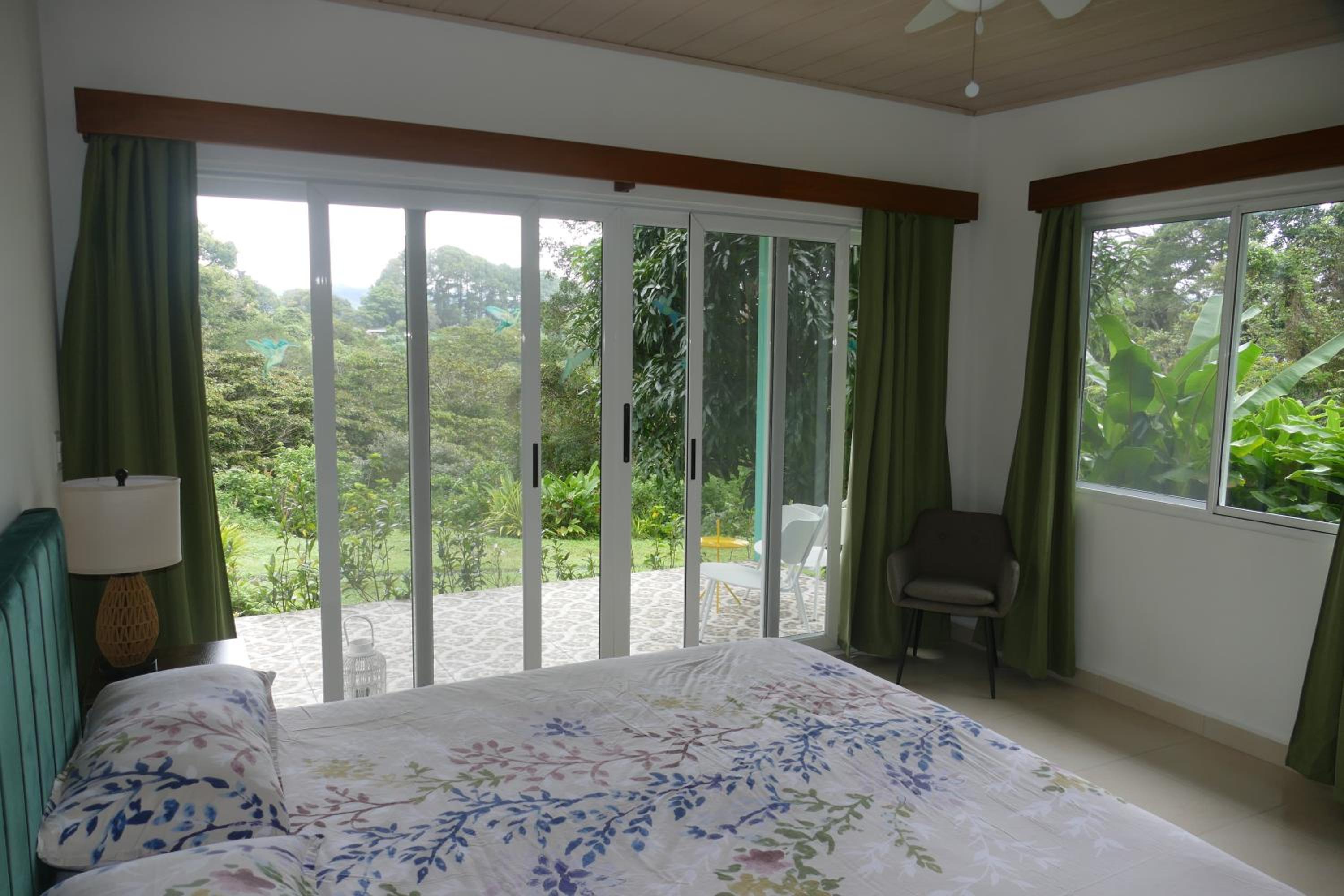 Bungalow with Garden View photo 1