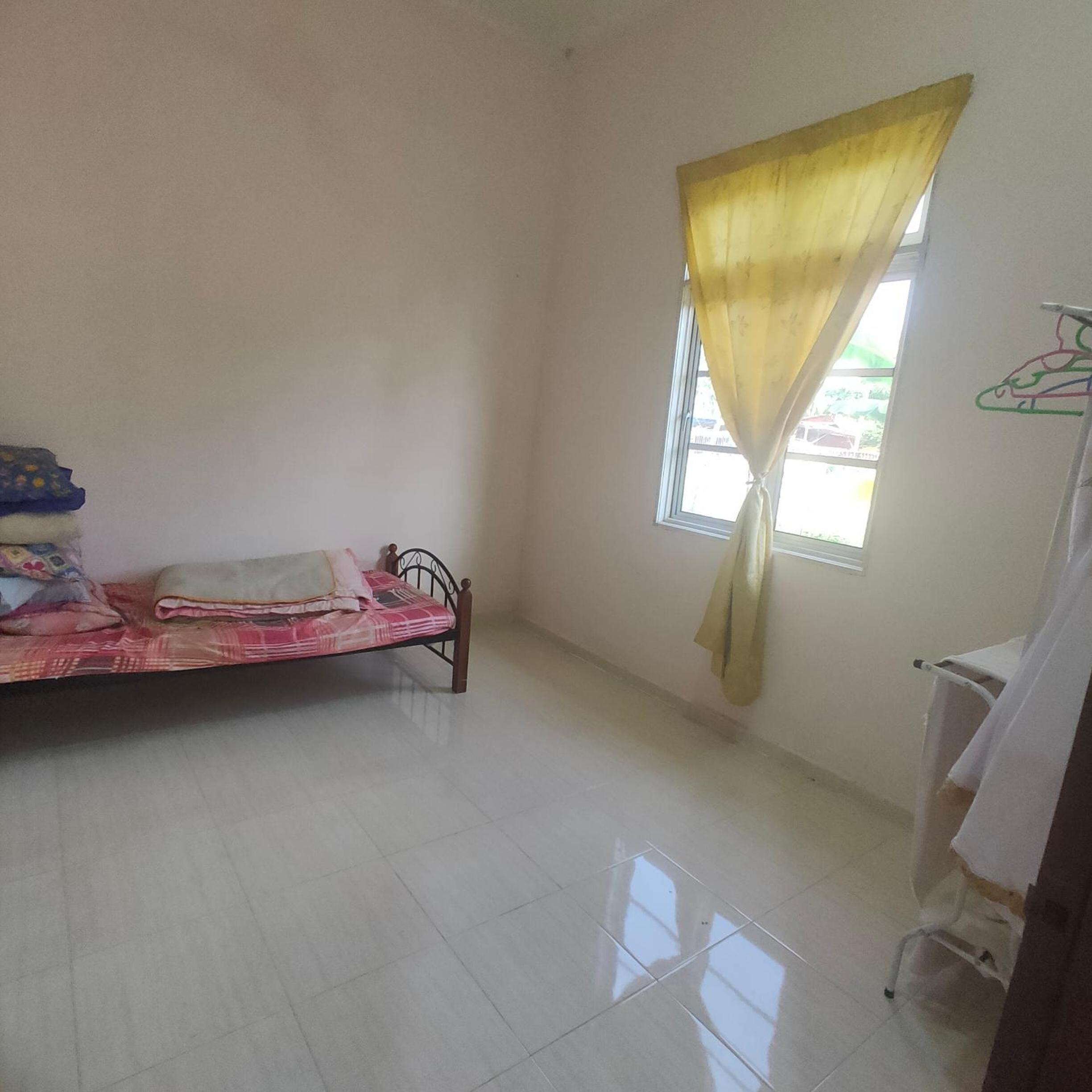 Three-Bedroom House photo 2