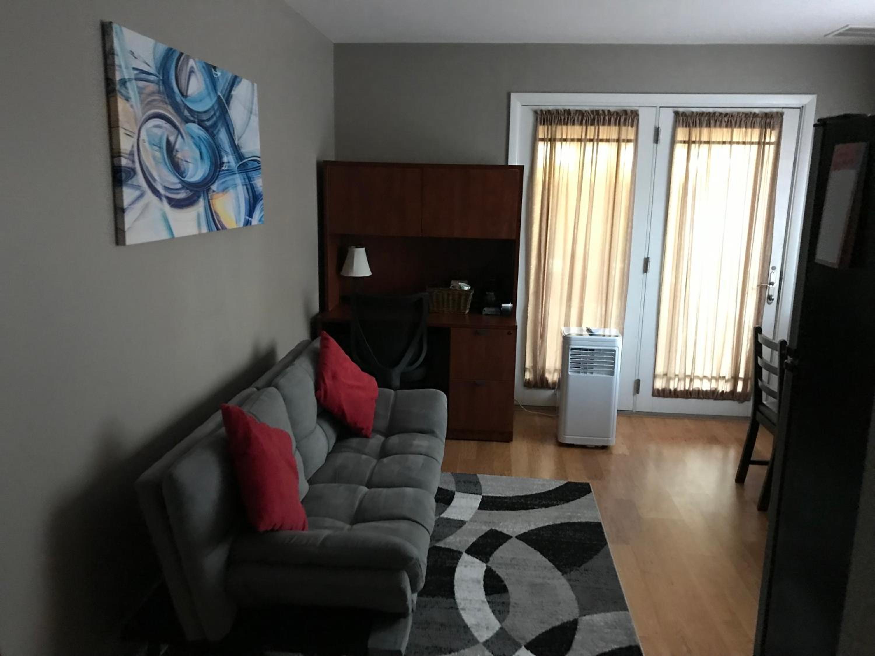 Deluxe Family Suite photo 2