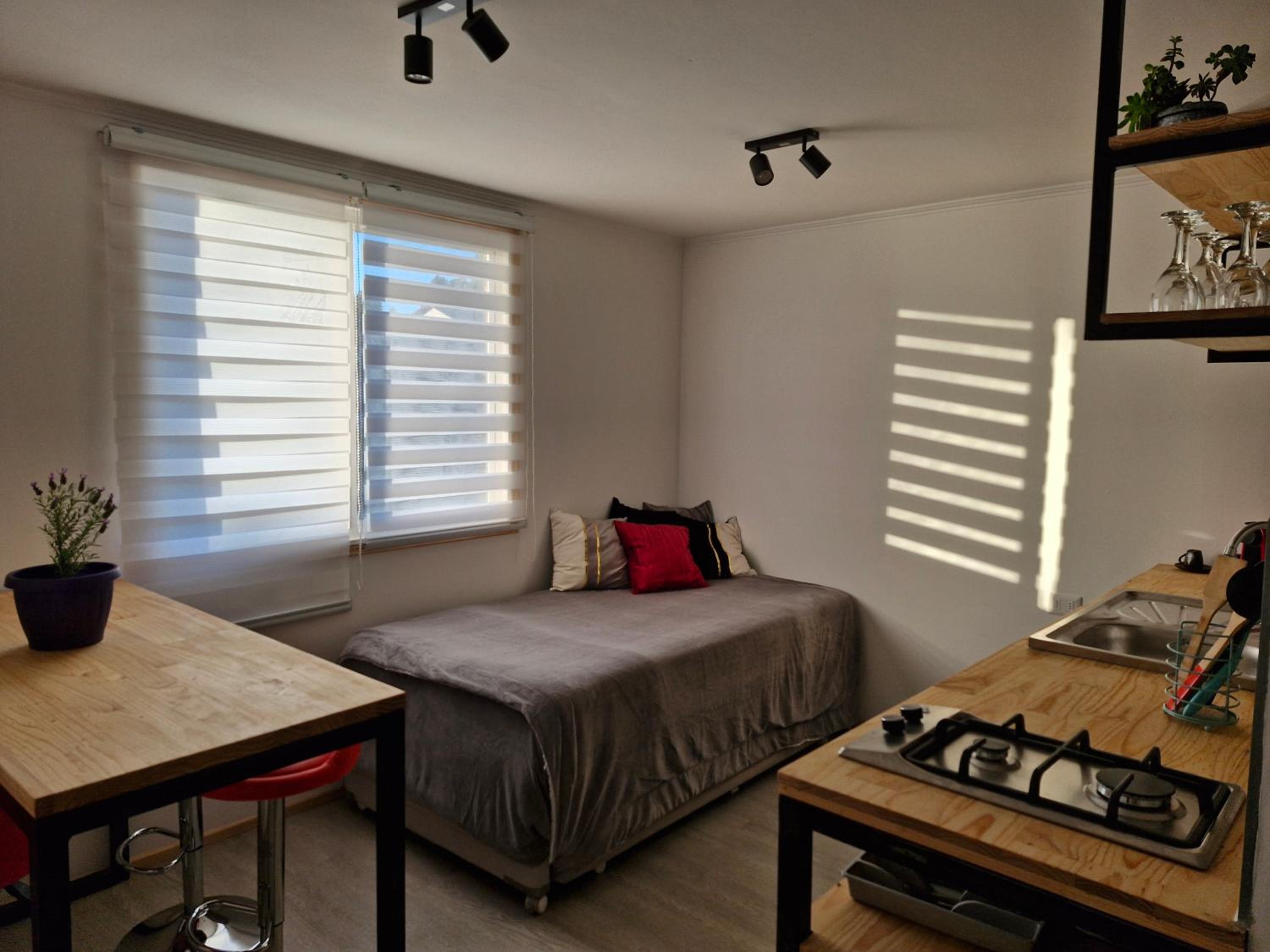 One-Bedroom House photo 1