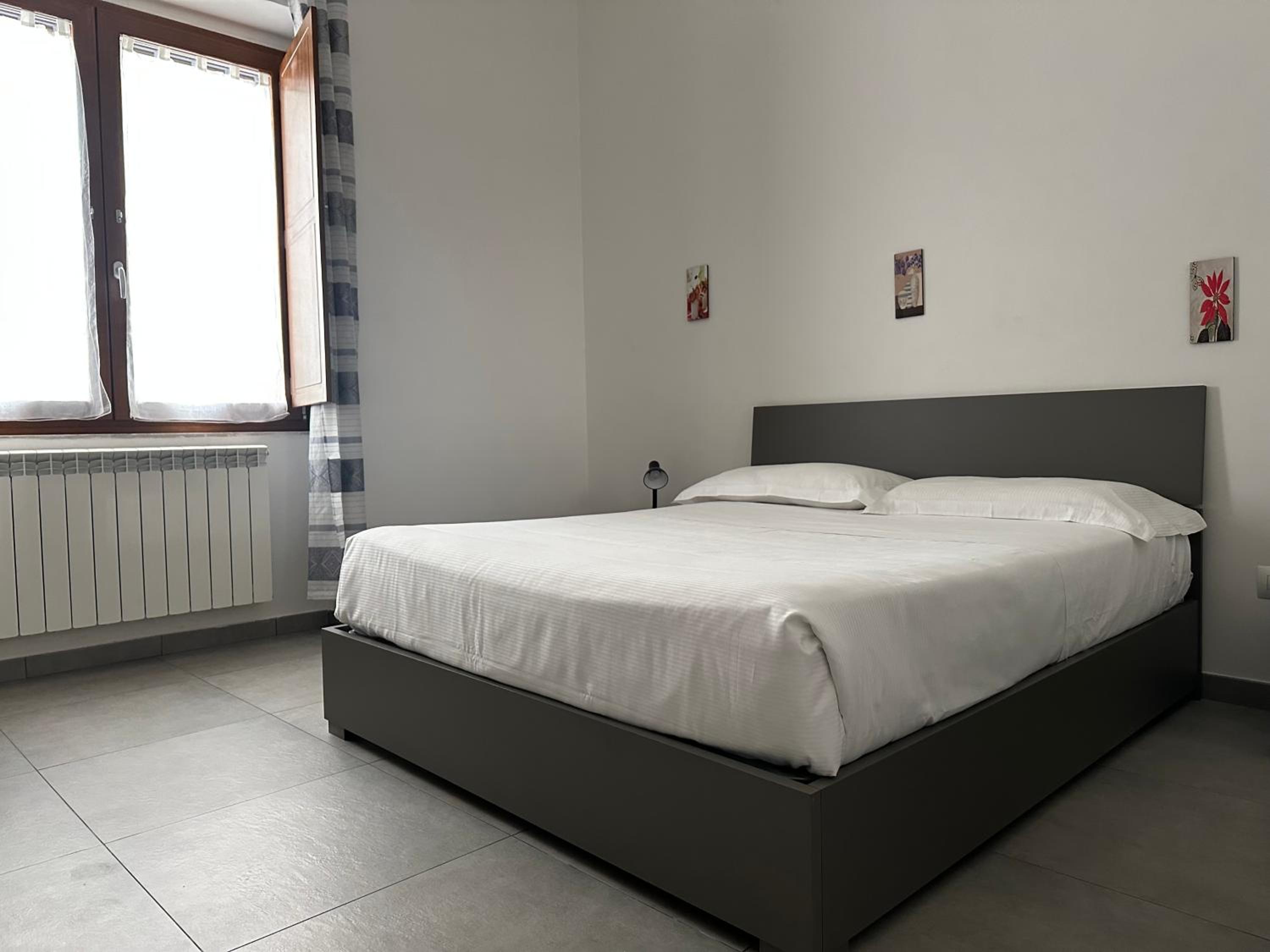 One-Bedroom Apartment with Terrace