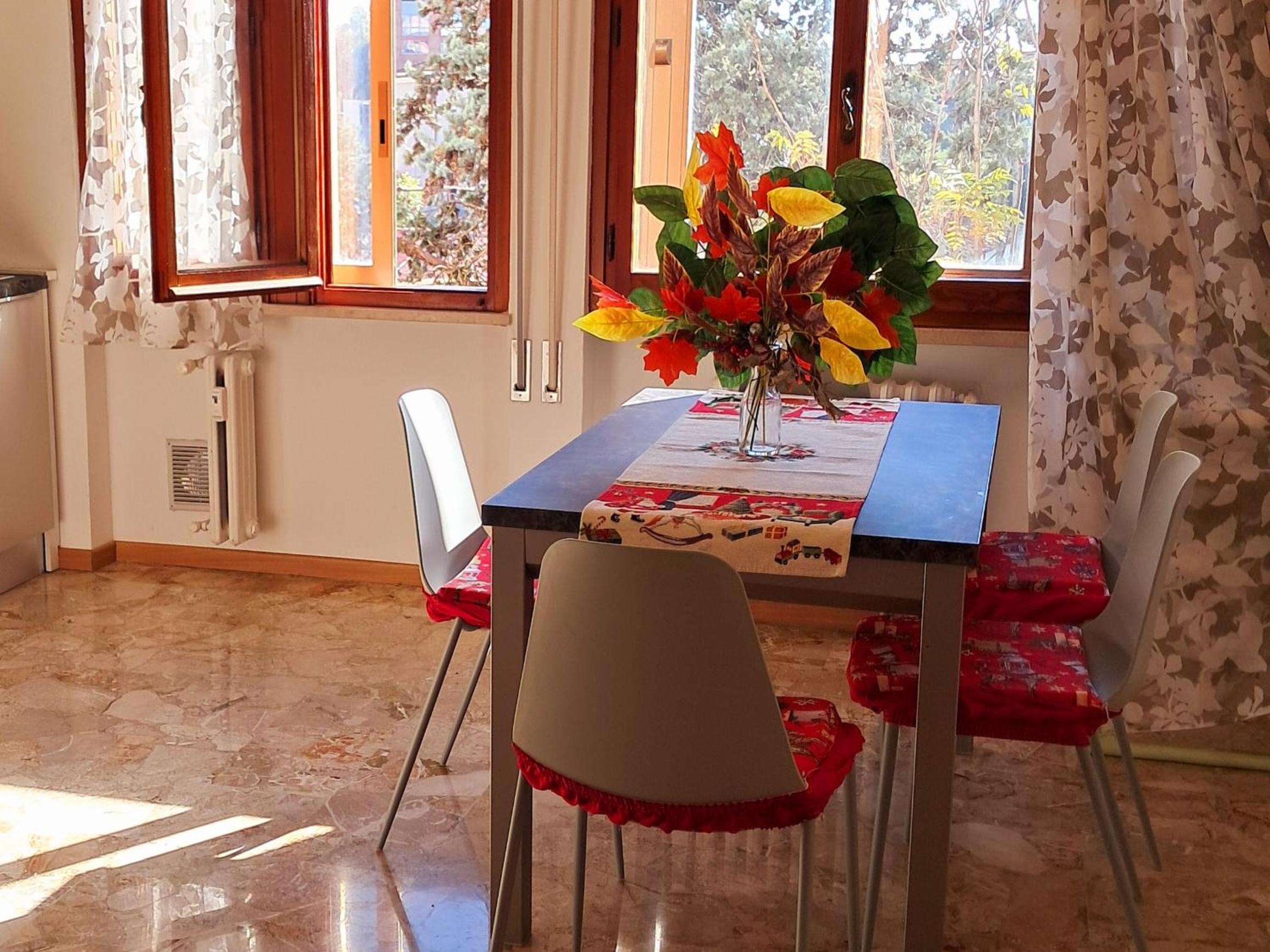 Two-Bedroom Apartment - Photo 3