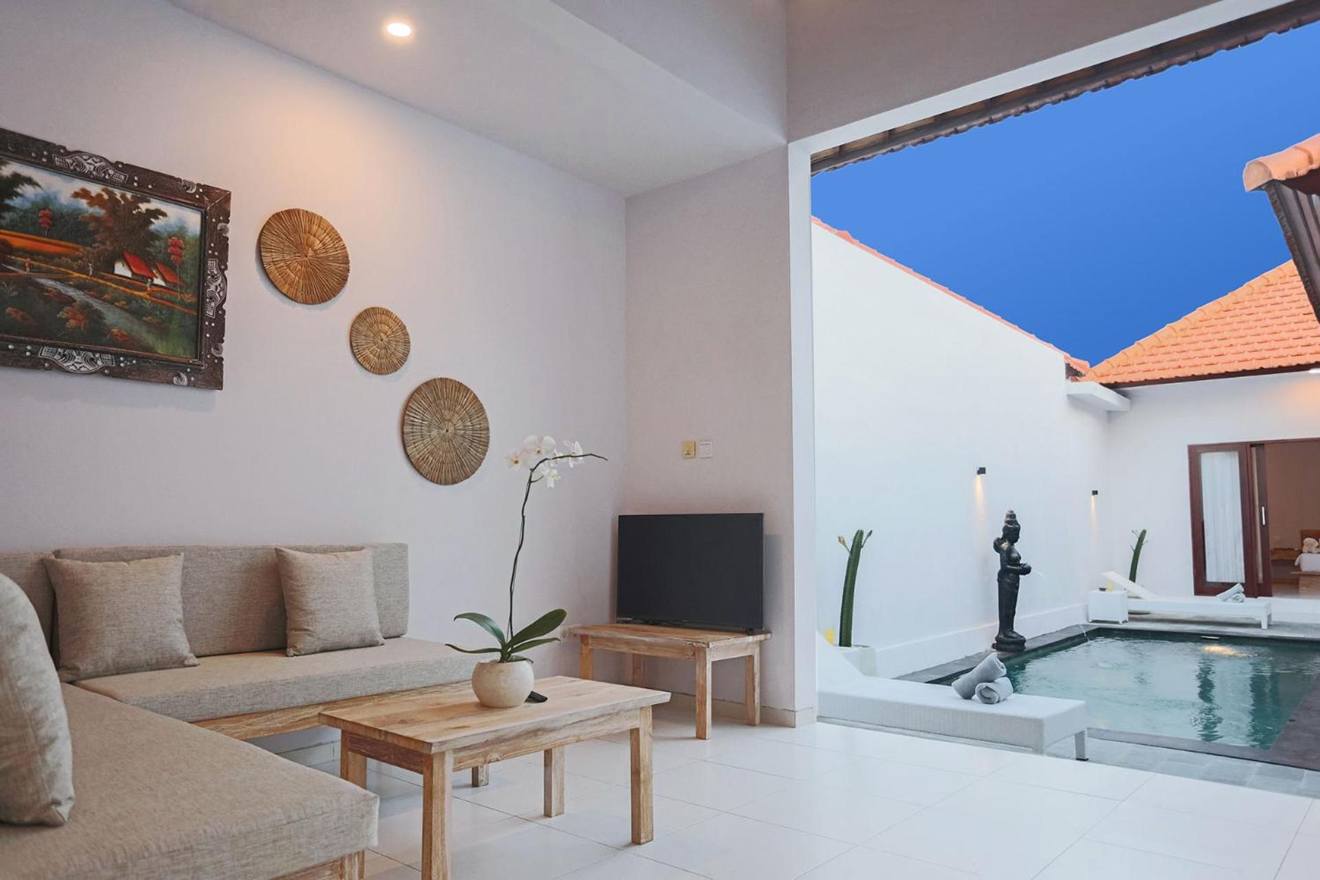 Two-Bedroom Villa - Photo 7