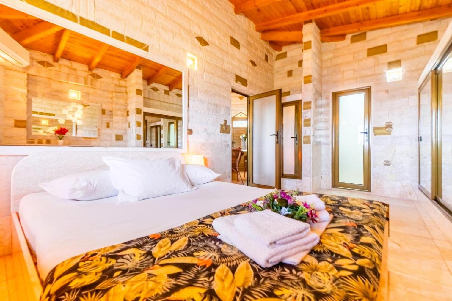 Villa with Sea View photo 1