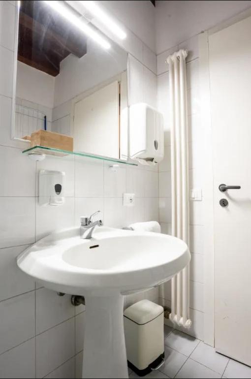 Standard Apartment - Photo 13