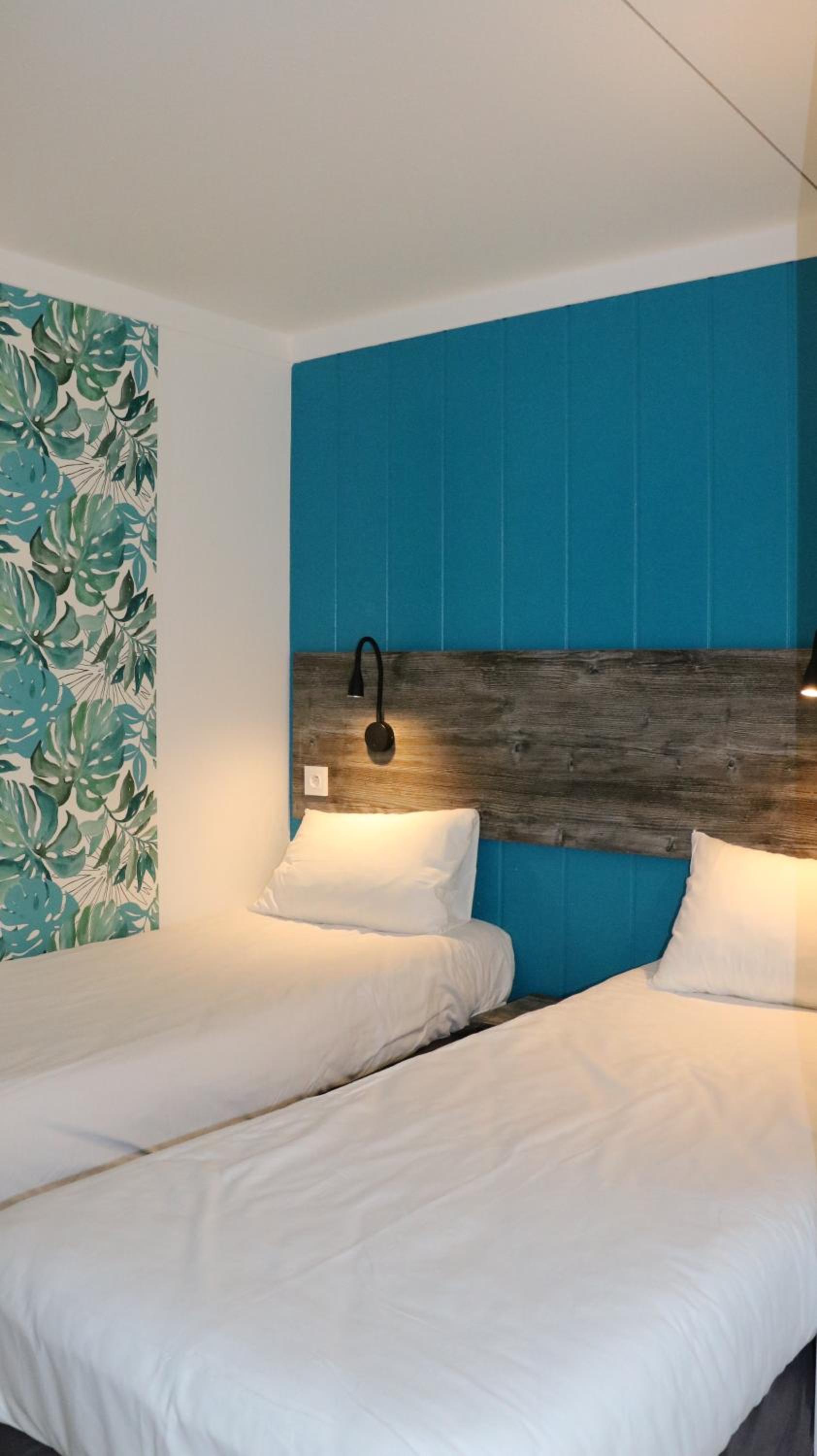 Twin Room - Photo 1