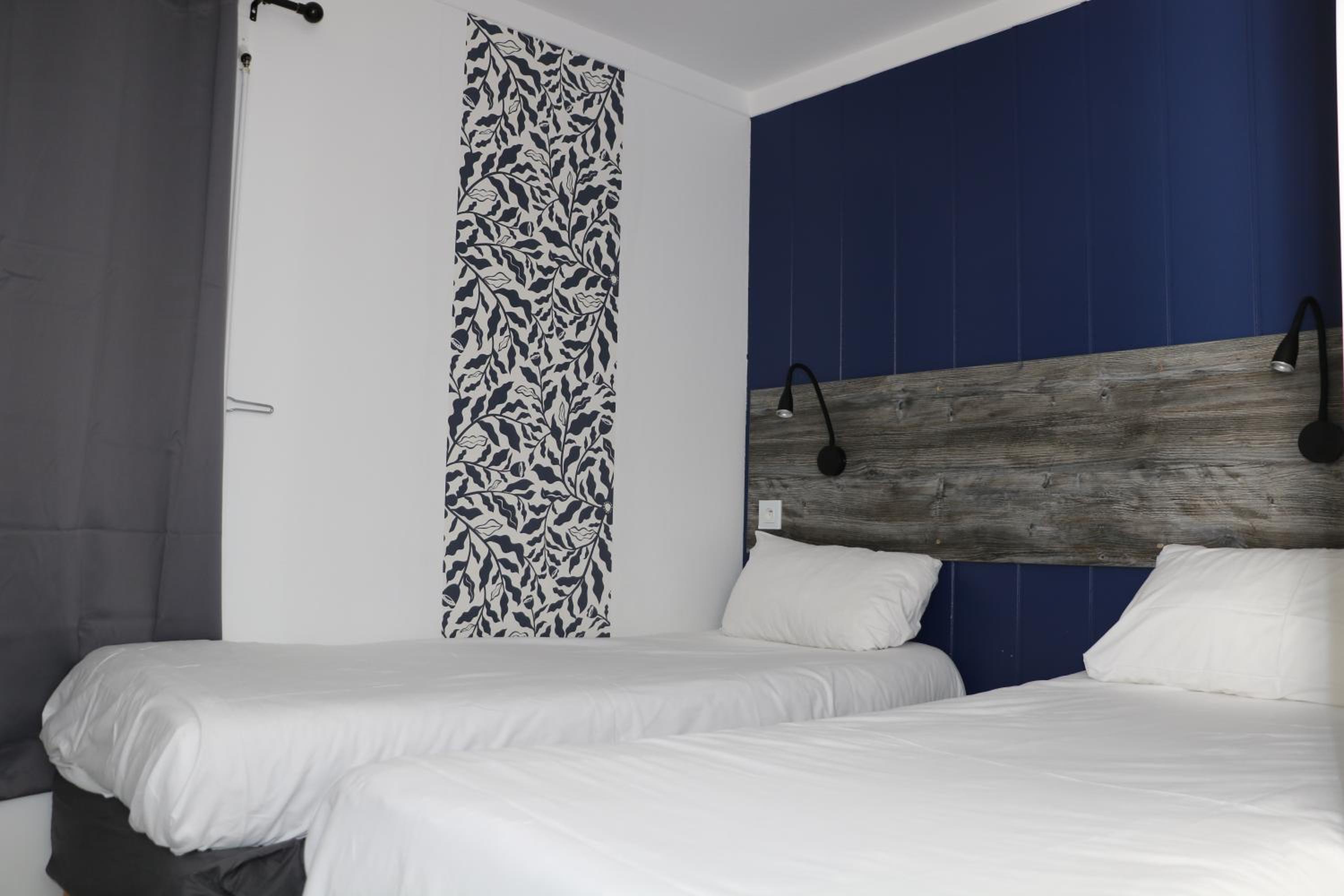 Twin Room - Photo 6