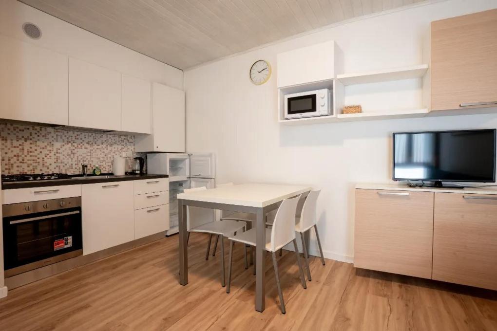 Apartment - Photo 6