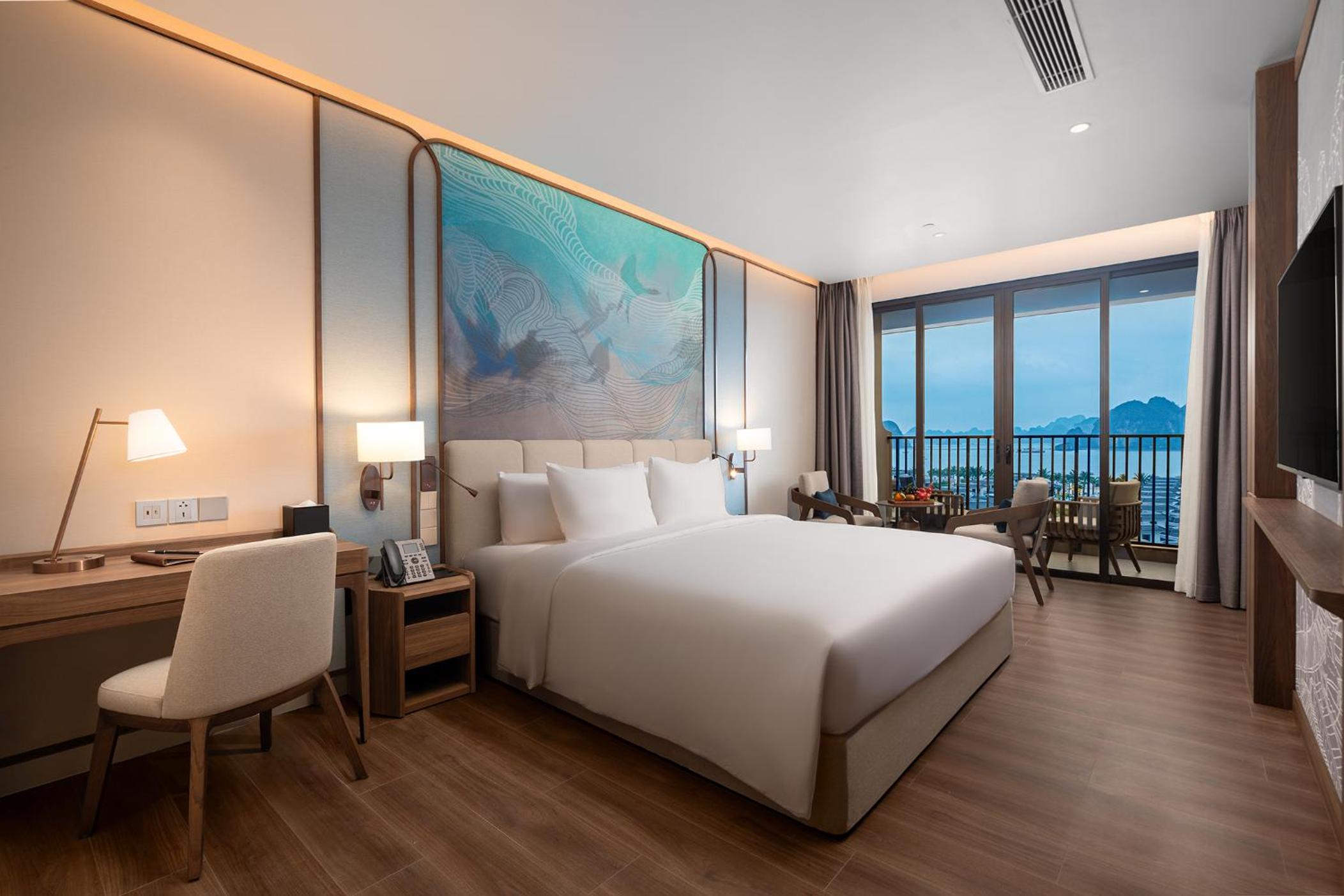 Deluxe Double Room With Balcony photo 2