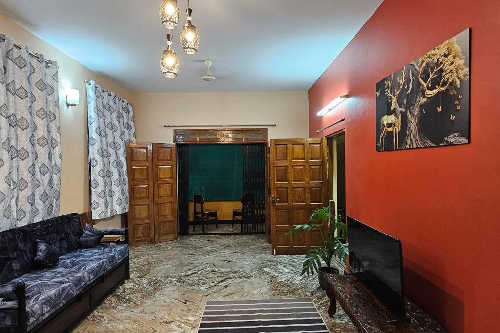 One-Bedroom House photo 1