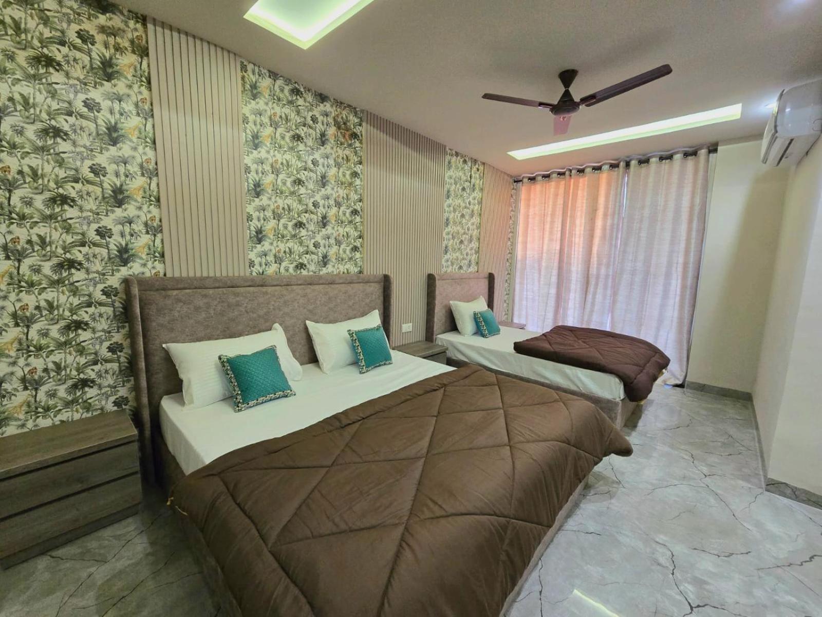 Deluxe Triple Room